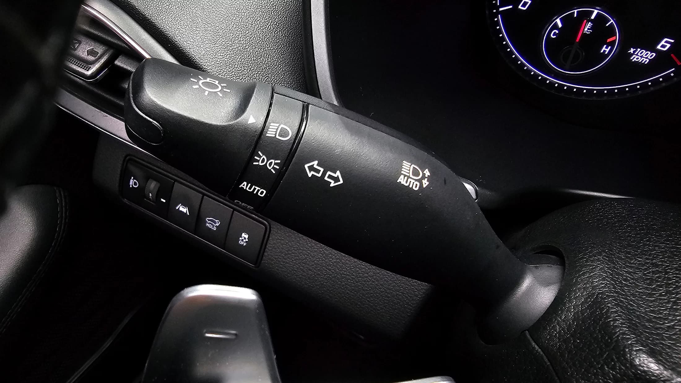 Hyundai Santa Fe Diesel 2.2 4WD Exclusive, 2023 г. 85978 км. — фото 17