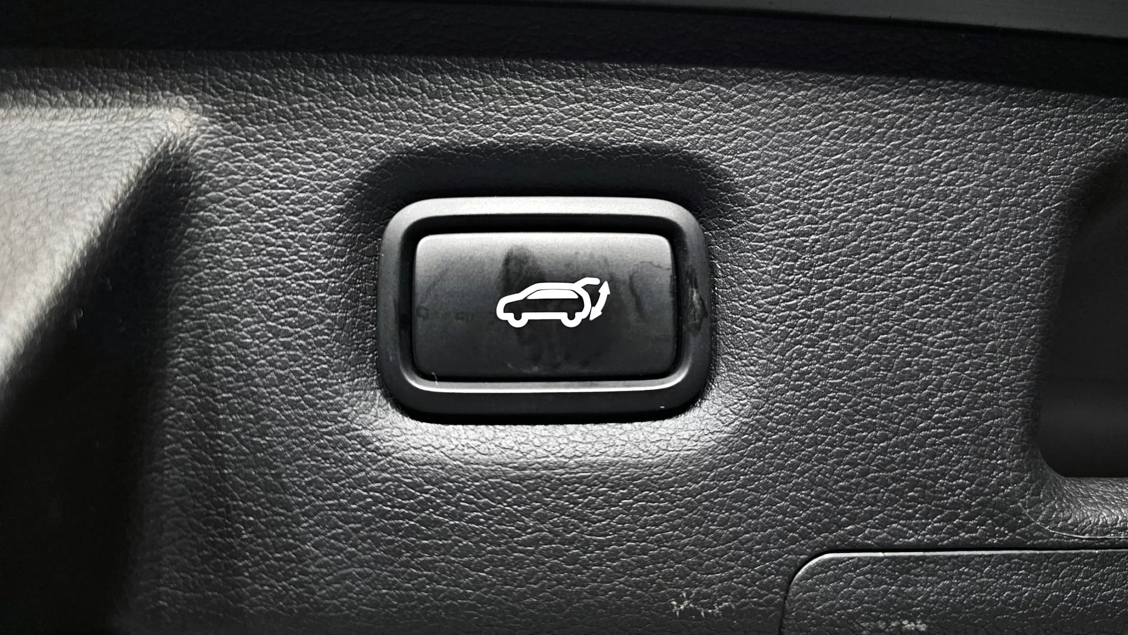 Hyundai Santa Fe Diesel 2.2 4WD Exclusive, 2023 г. 85978 км. — фото 20