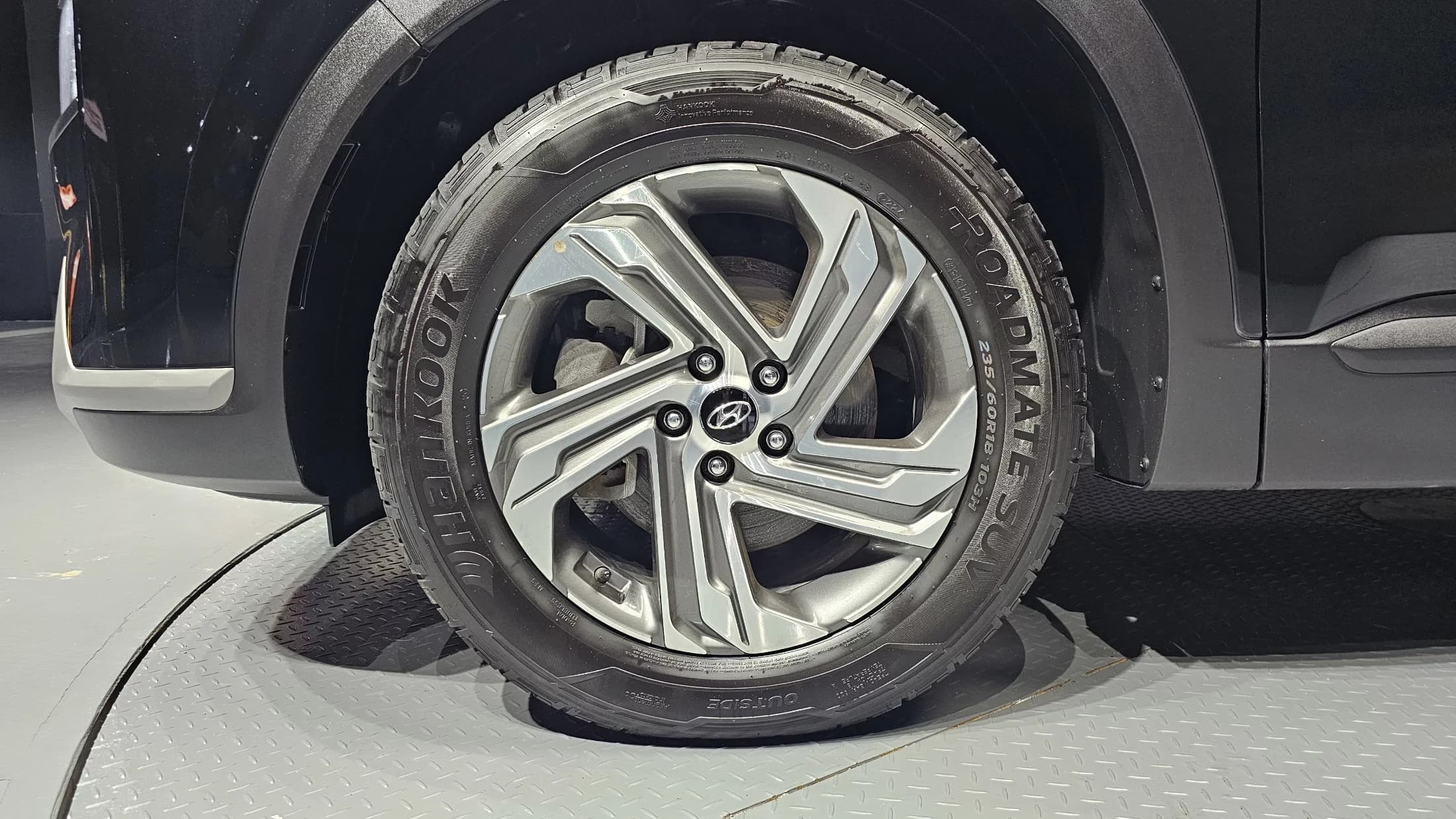 Hyundai Santa Fe Diesel 2.2 4WD Exclusive, 2023 г. 85978 км. — фото 5