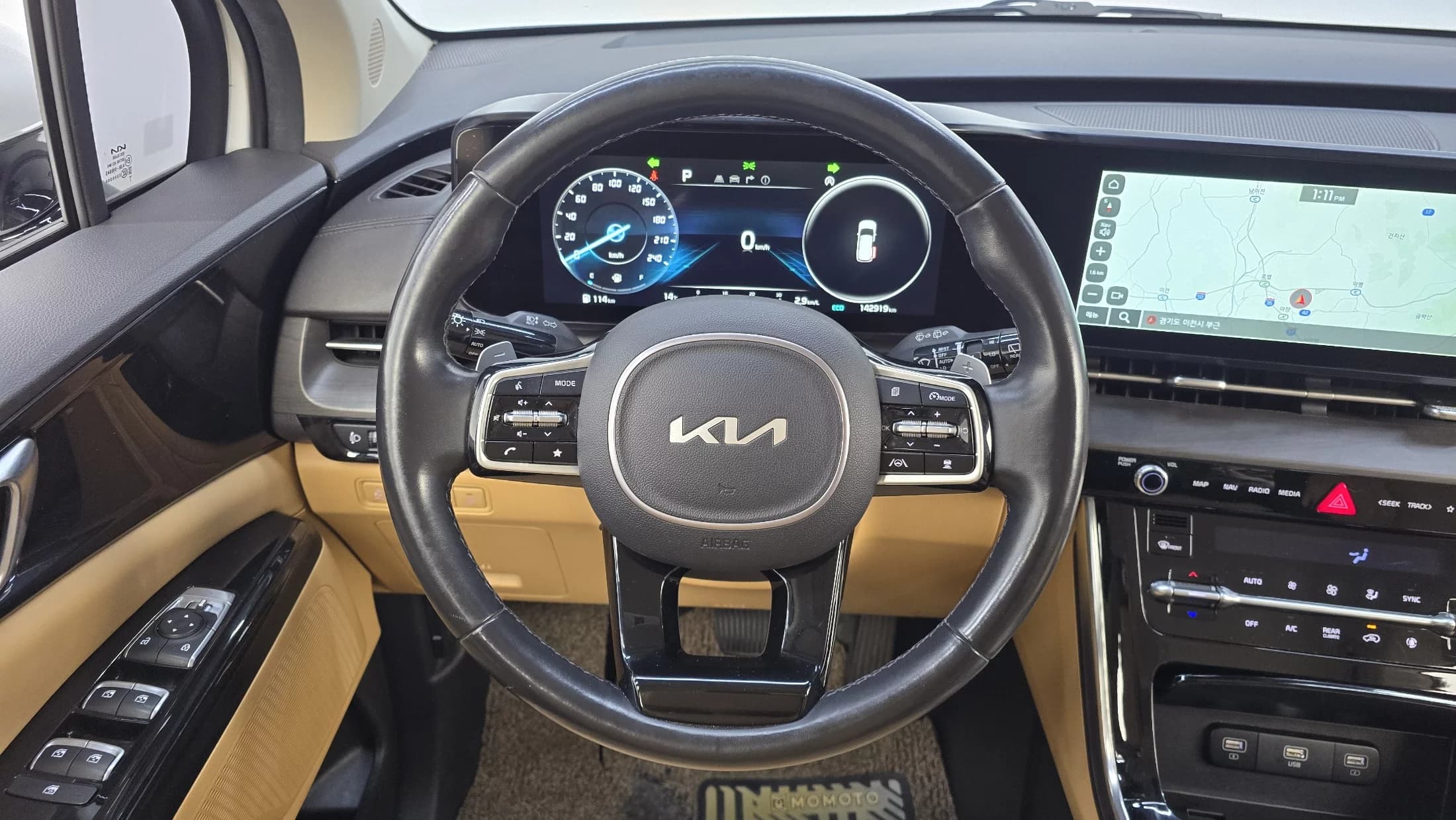 Kia Carnival 7-Seater Noblesse, 2021 г. 143035 км. — фото 13