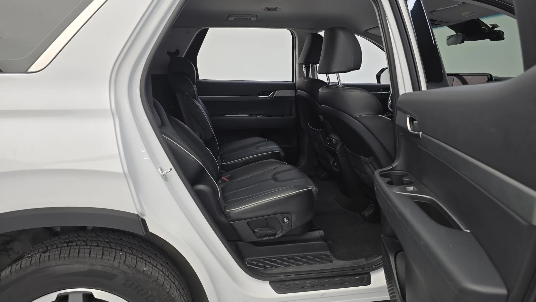 Hyundai Palisade Gasoline 3.8 4WD Exclusive, 2022 г. 22473 км. — фото 12