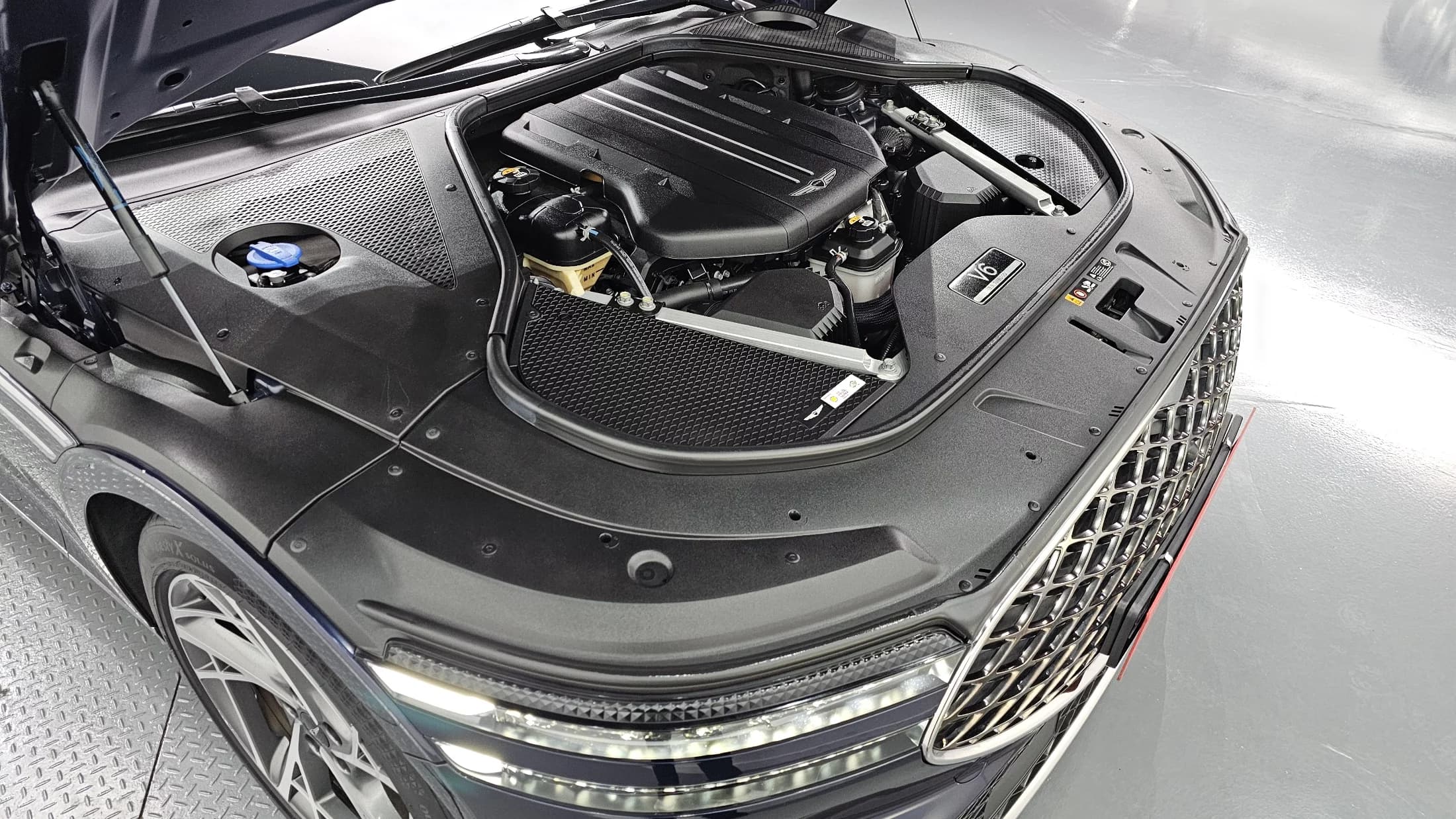 Genesis G90 Gasoline 3.5 Turbo AWD, 2022 г. 74723 км. — фото 6