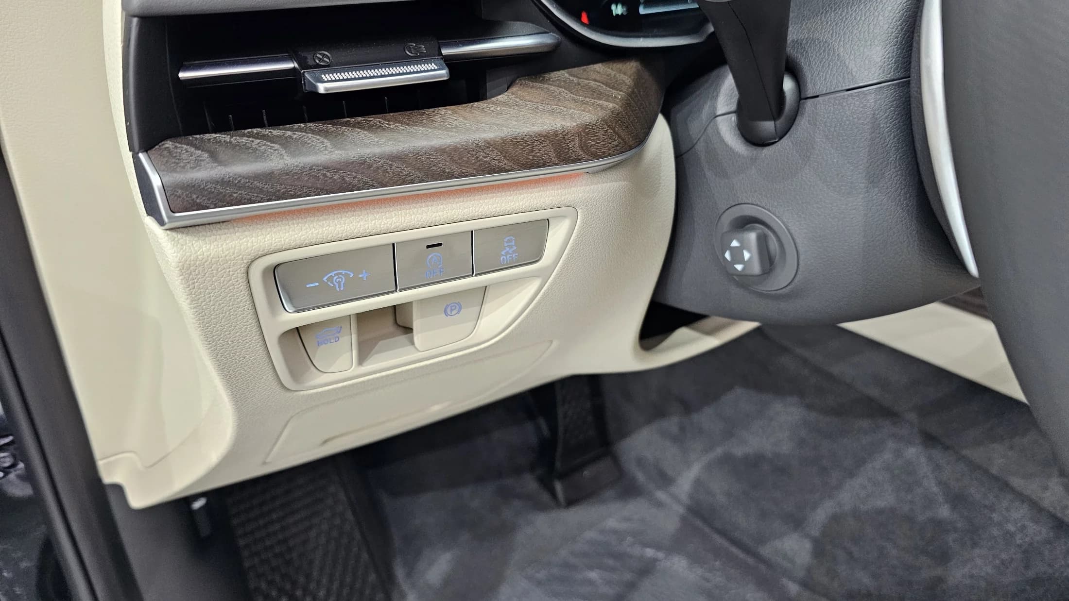 Genesis G80 Gasoline 2.5 Turbo AWD, 2023 г. 28148 км. — фото 15