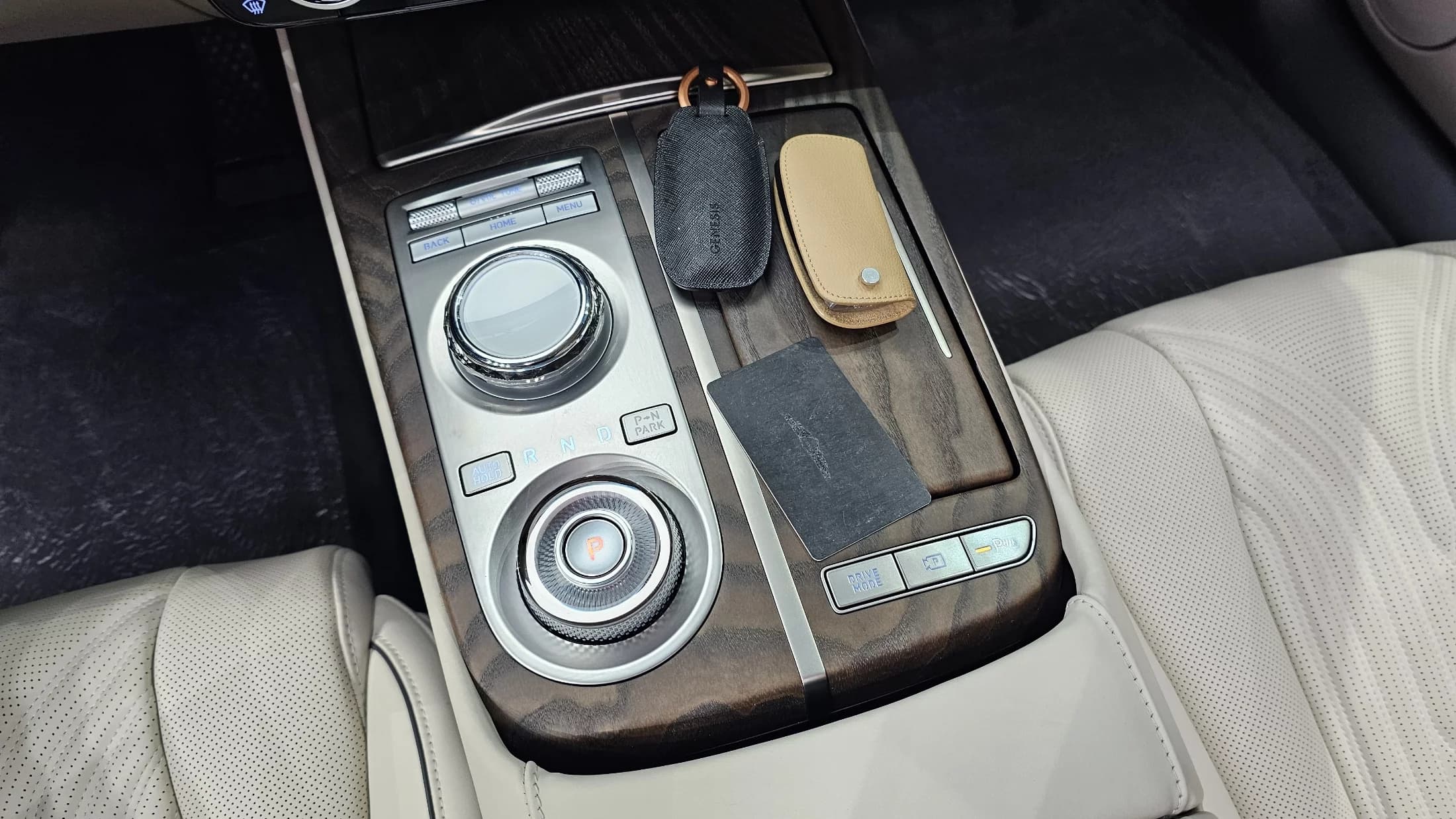 Genesis G80 Gasoline 2.5 Turbo AWD, 2023 г. 28148 км. — фото 9