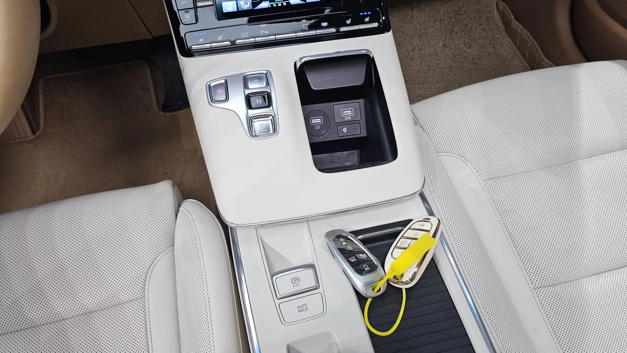 Hyundai Grandeur 3.0 LPi Exclusive, 2022 г. 33484 км. — фото 9