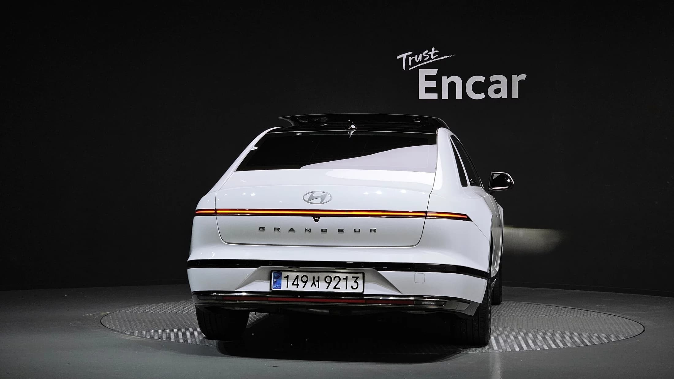 Hyundai Grandeur 2,5 Gasoline 2WD Calligraphy, 2023 г. 31039 км. — фото 4