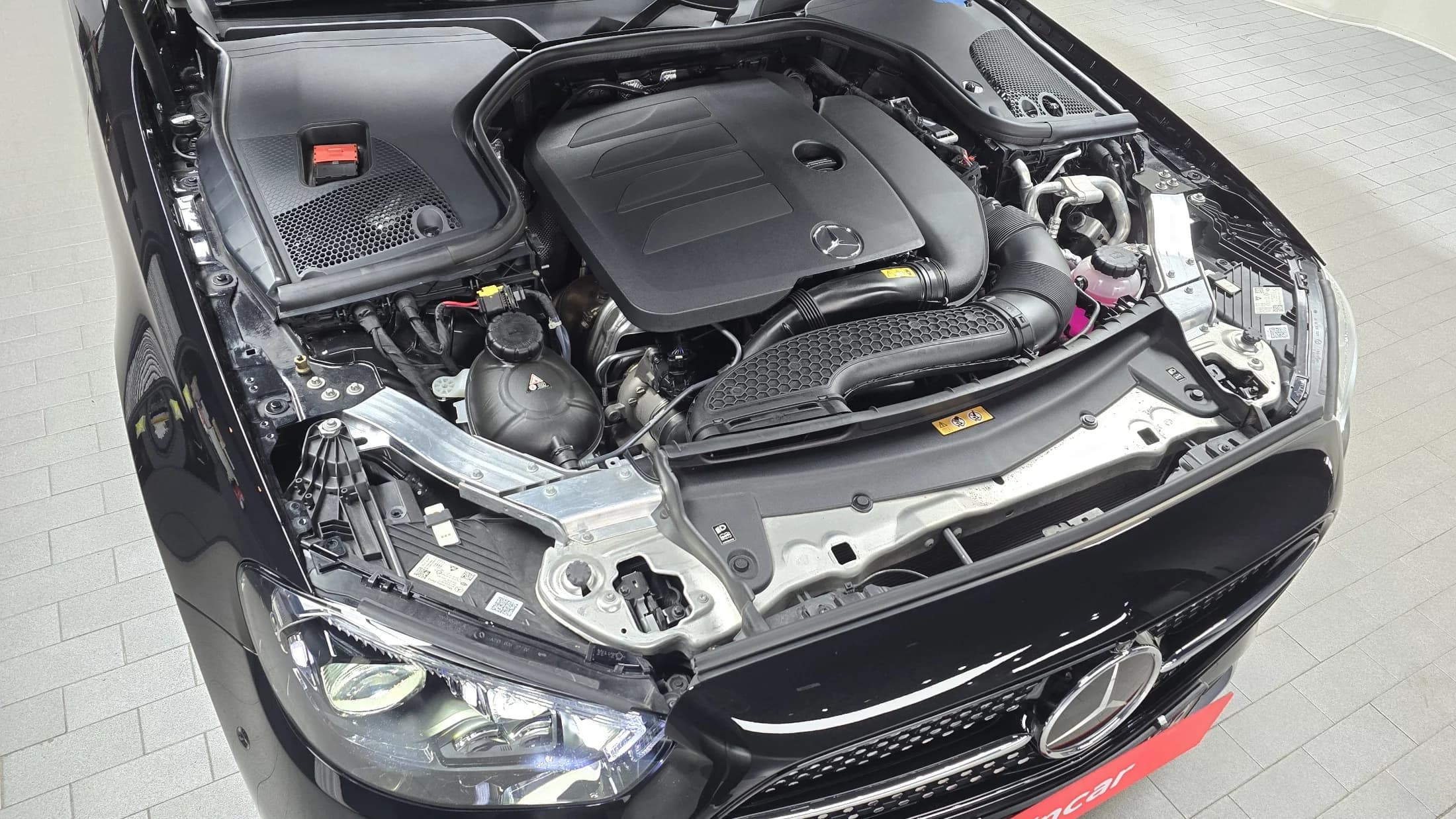 Mercedes-Benz E-Class E350 4MATIC AMG Line, 2022 г. 20680 км. — фото 6