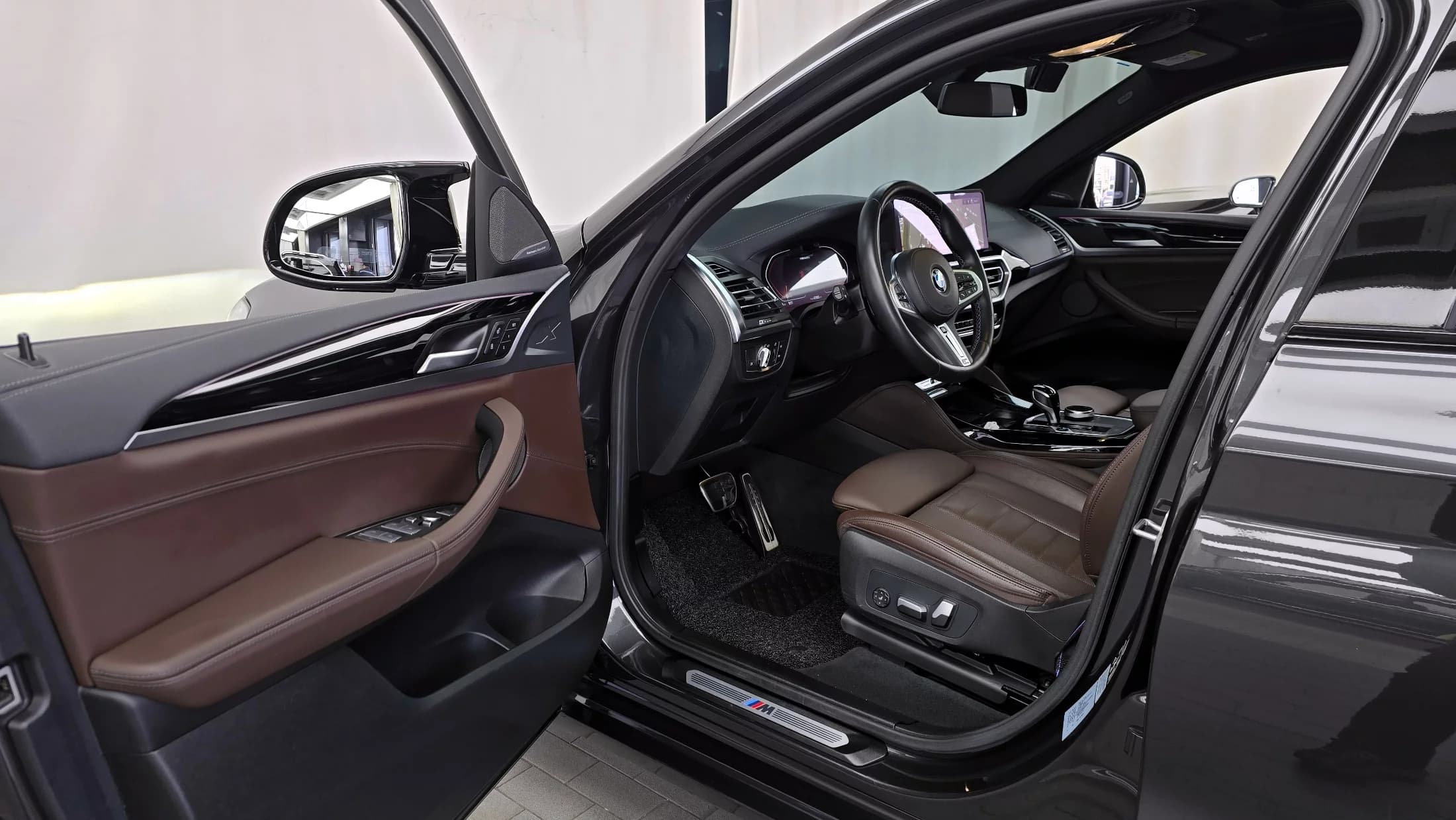 BMW X4 xDrive M40i, 2023 г. 47738 км. — фото 10