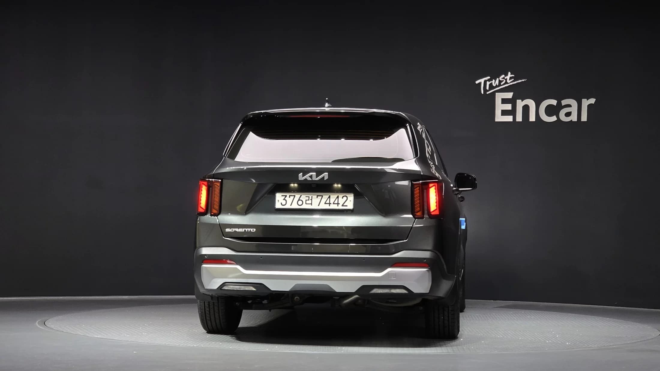 Kia Sorento Gasoline 2.5T 2WD Prestige, 2023 г. 9503 км. — фото 4