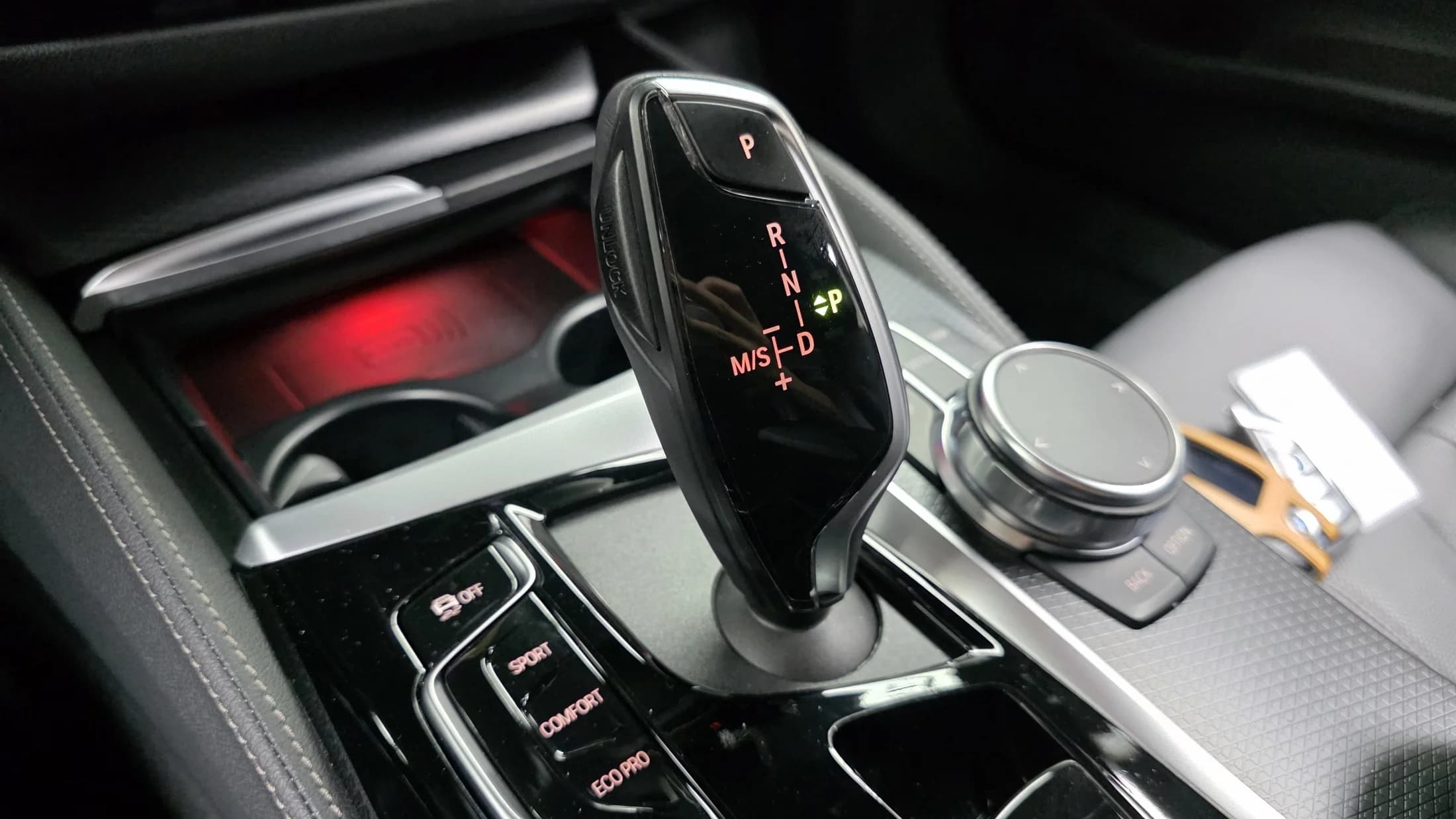 BMW 5-Series 520i M Sport, 2023 г. 50284 км. — фото 9