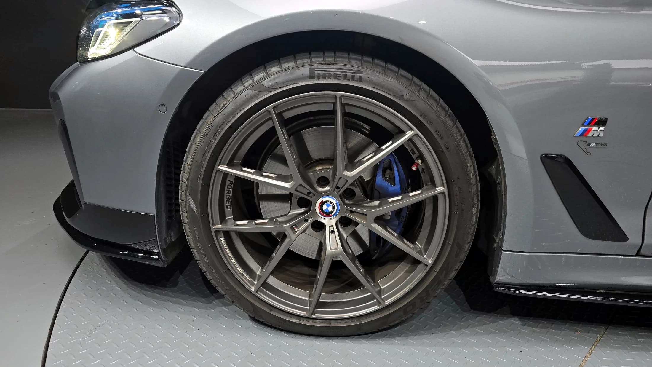 BMW 5-Series 530i M Sport Package, 2023 г. 24518 км. — фото 5