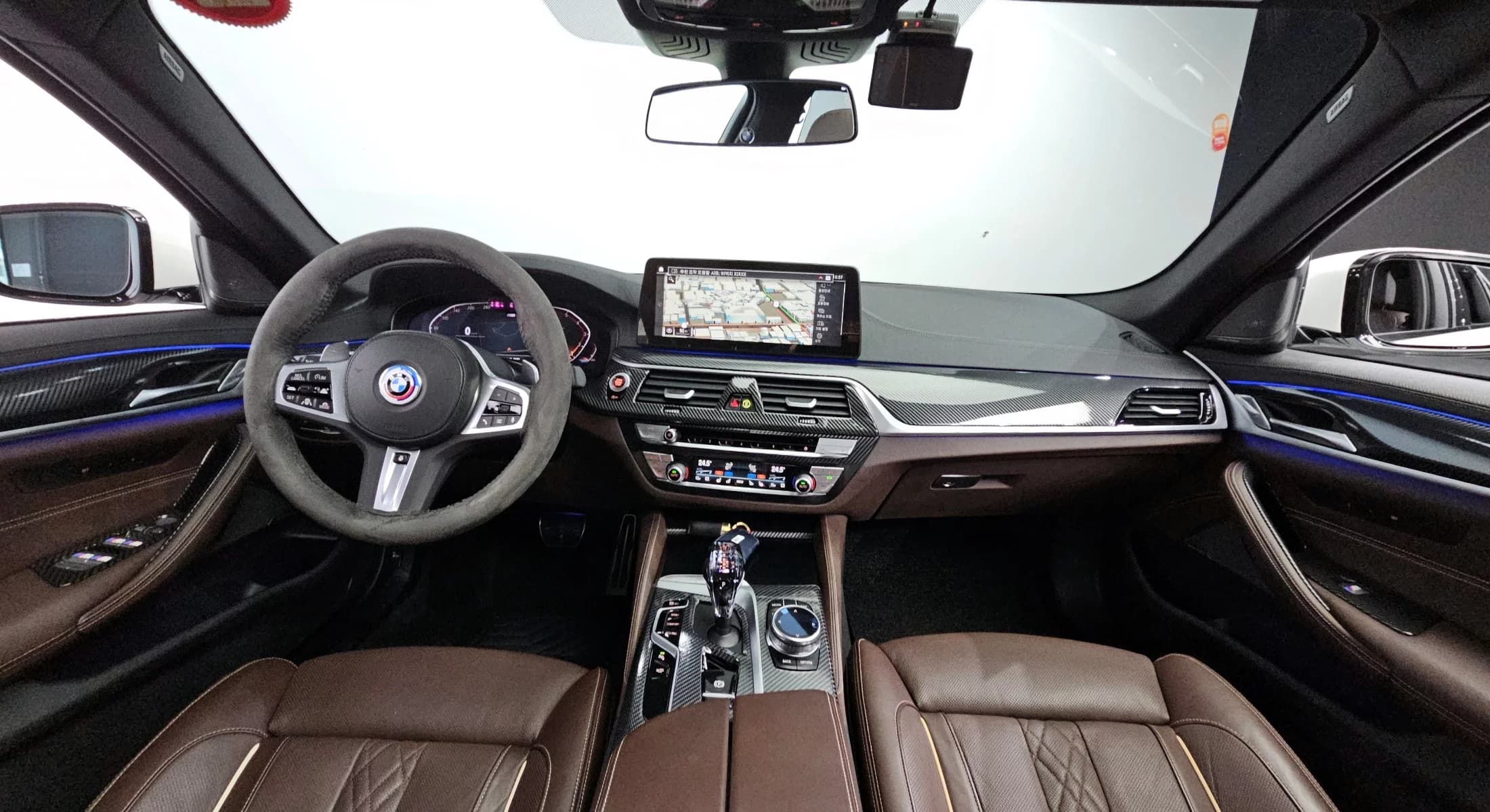 BMW 5-Series 530i M Sport Package, 2023 г. 61378 км. — фото 7