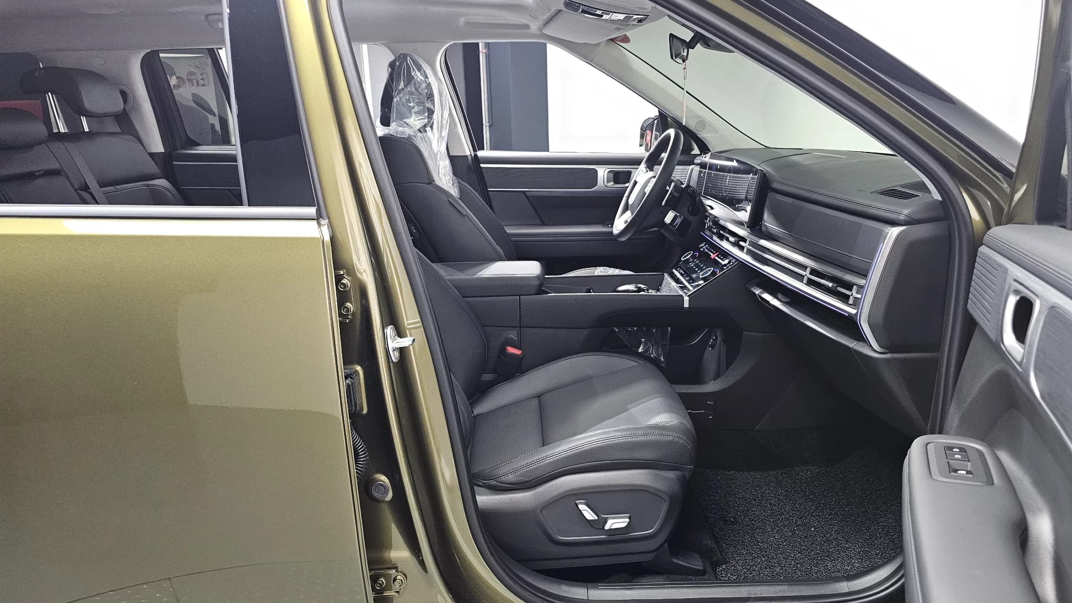 Hyundai Santa Fe Gasoline 2.5T 4WD Prestige Plus, 2025 г. 4105 км. — фото 11