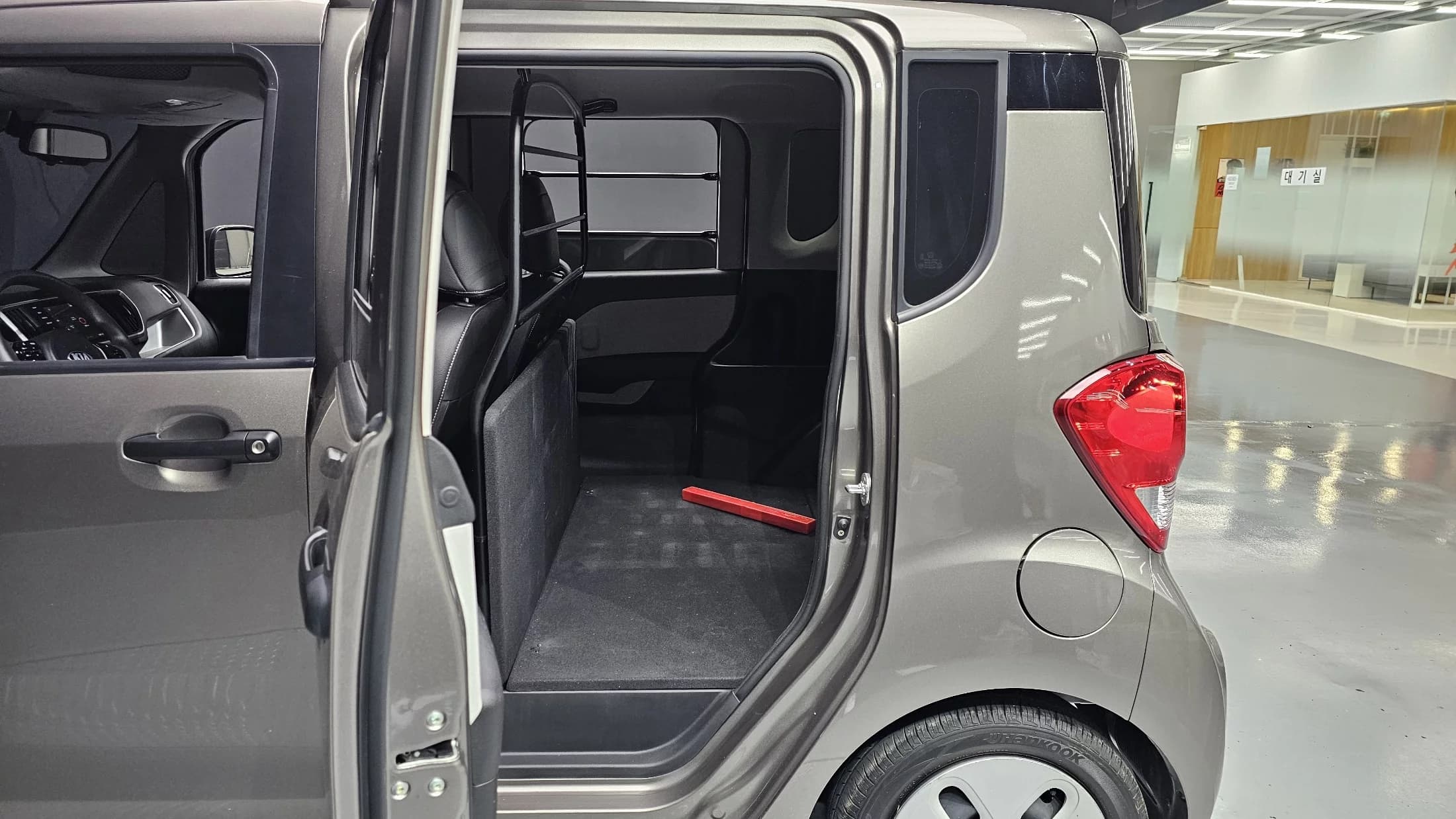 Kia RAY Van Prestige Special, 2021 г. 35331 км. — фото 12