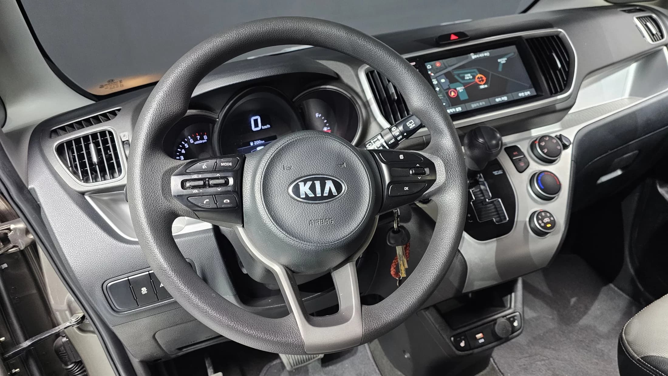 Kia RAY Van Prestige Special, 2021 г. 35331 км. — фото 14