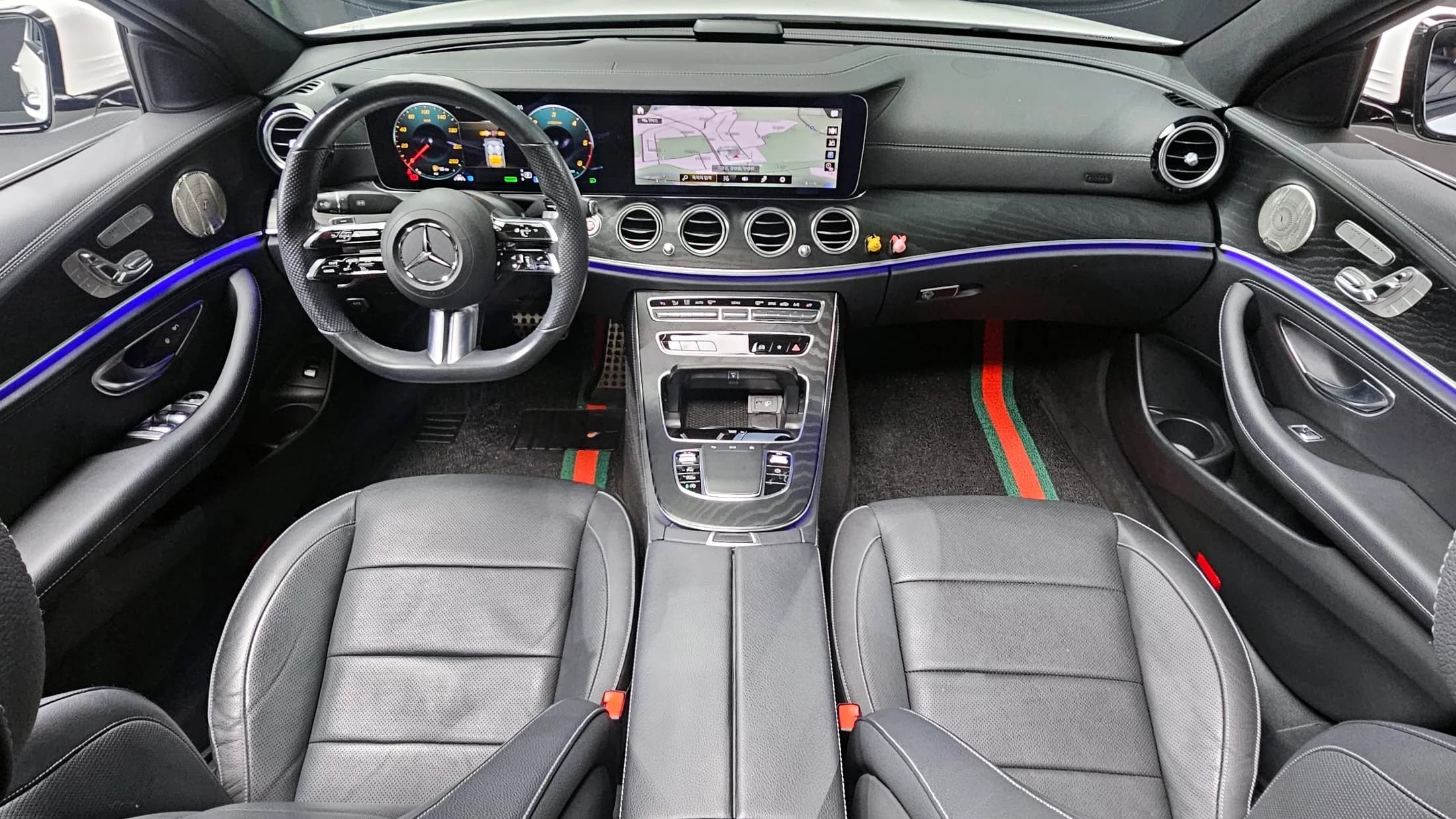 Mercedes-Benz E-Class E220d 4MATIC AMG Line, 2022 г. 54099 км. — фото 7