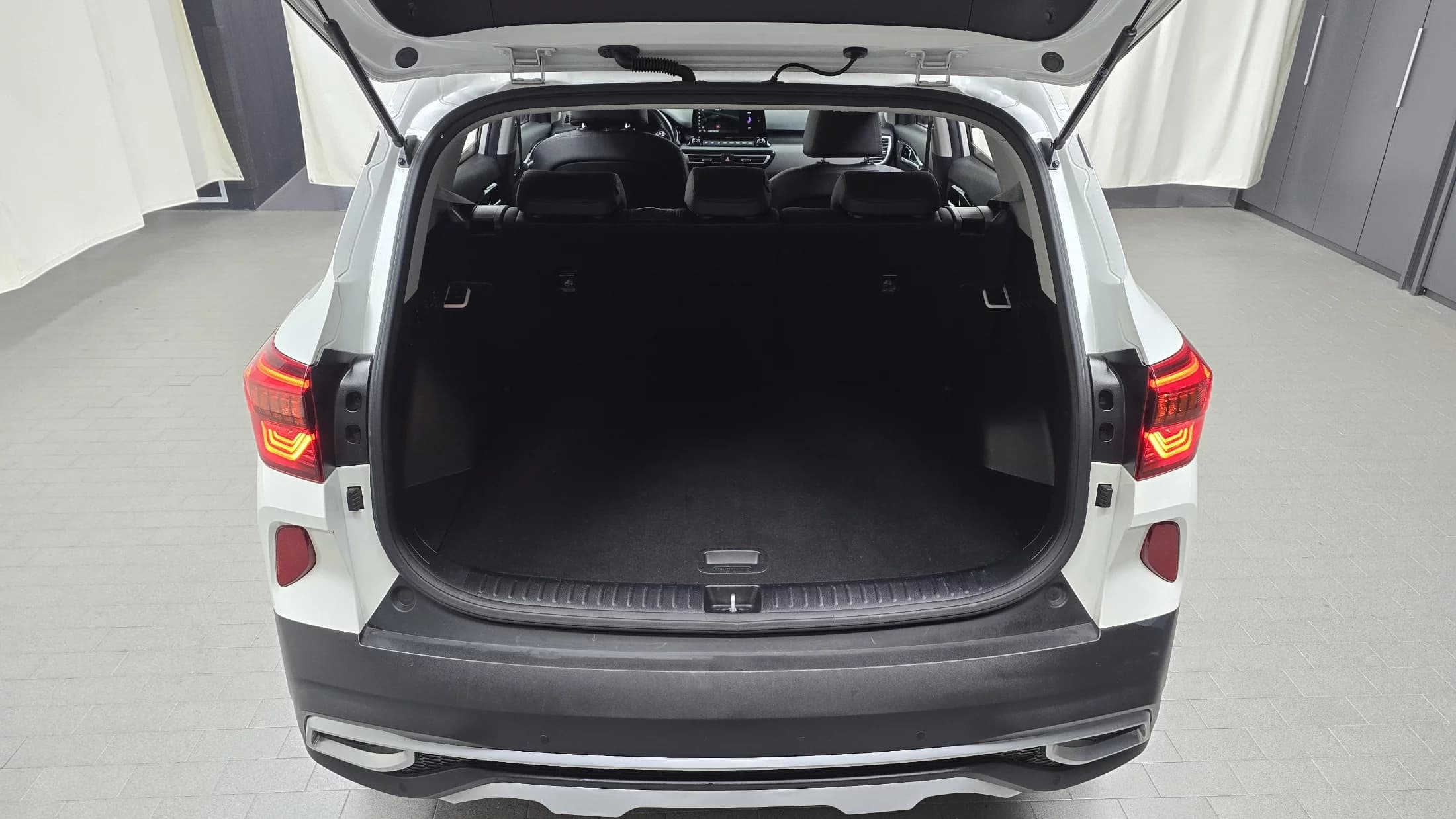 Kia Seltos Gasoline 1.6 Turbo 2WD Trendy, 2022 г. 109154 км. — фото 20