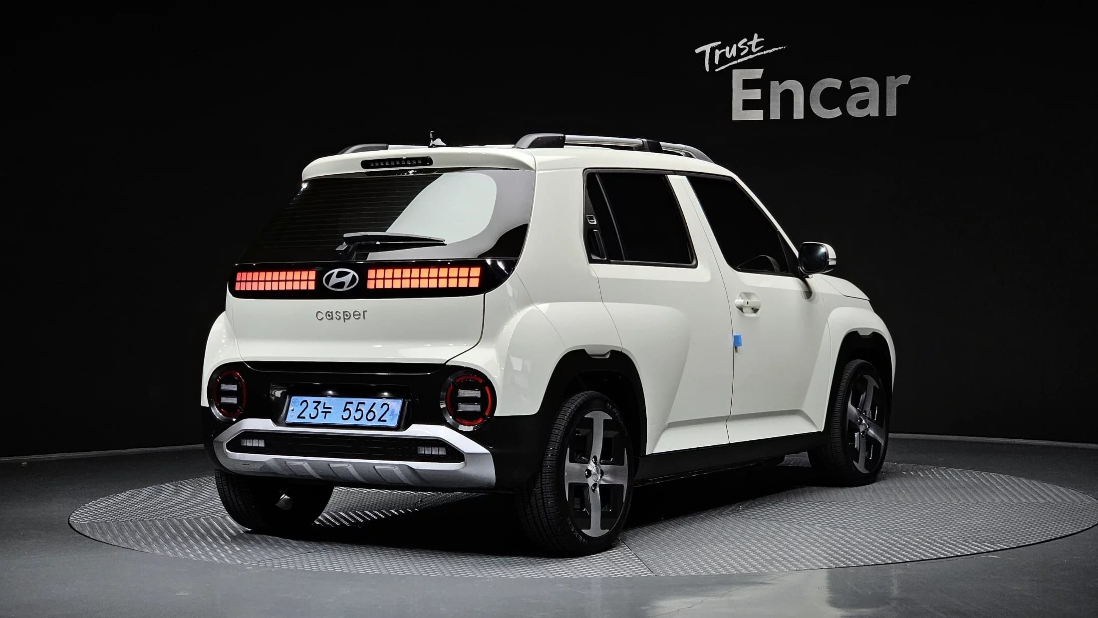 Hyundai Casper Electric Inspiration, электромобиль, 2024 г. 12323 км. — фото 2