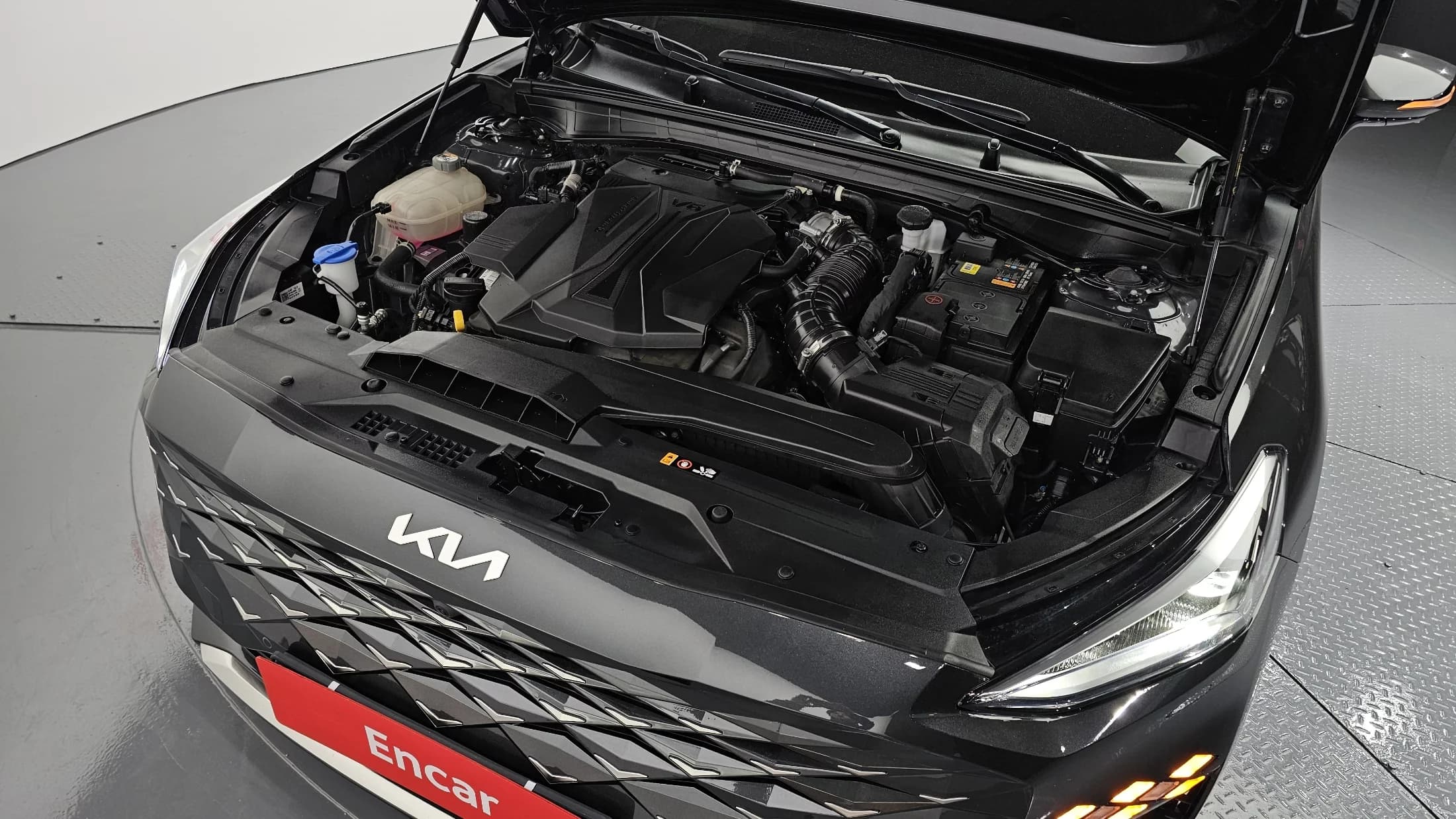 Kia K8 3.5 Gasoline 2WD Noblesse, 2023 г. 15425 км. — фото 6