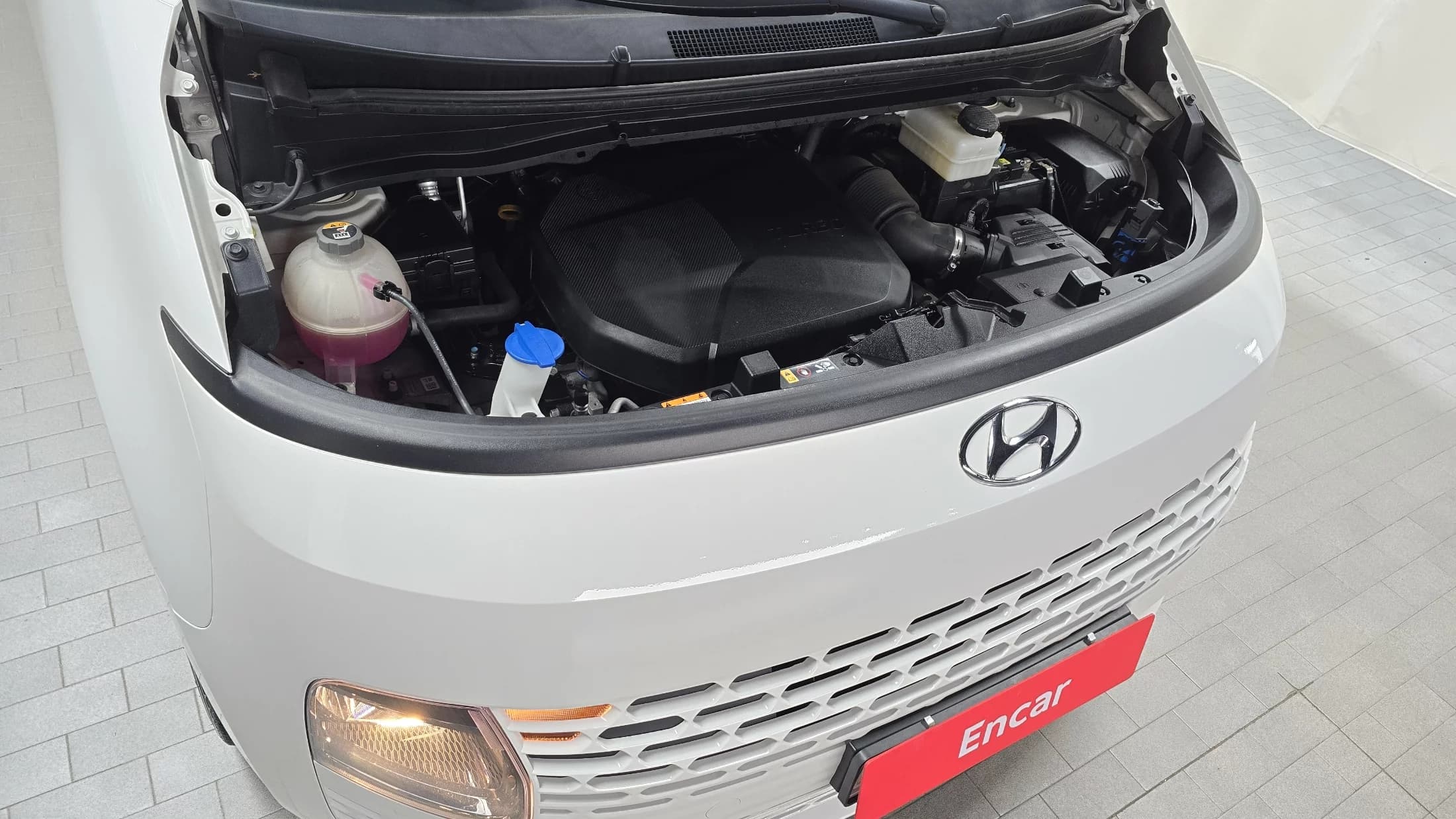 Hyundai Staria 4WD Tourer 11-Seater Modern, 2022 г. 71479 км. — фото 6