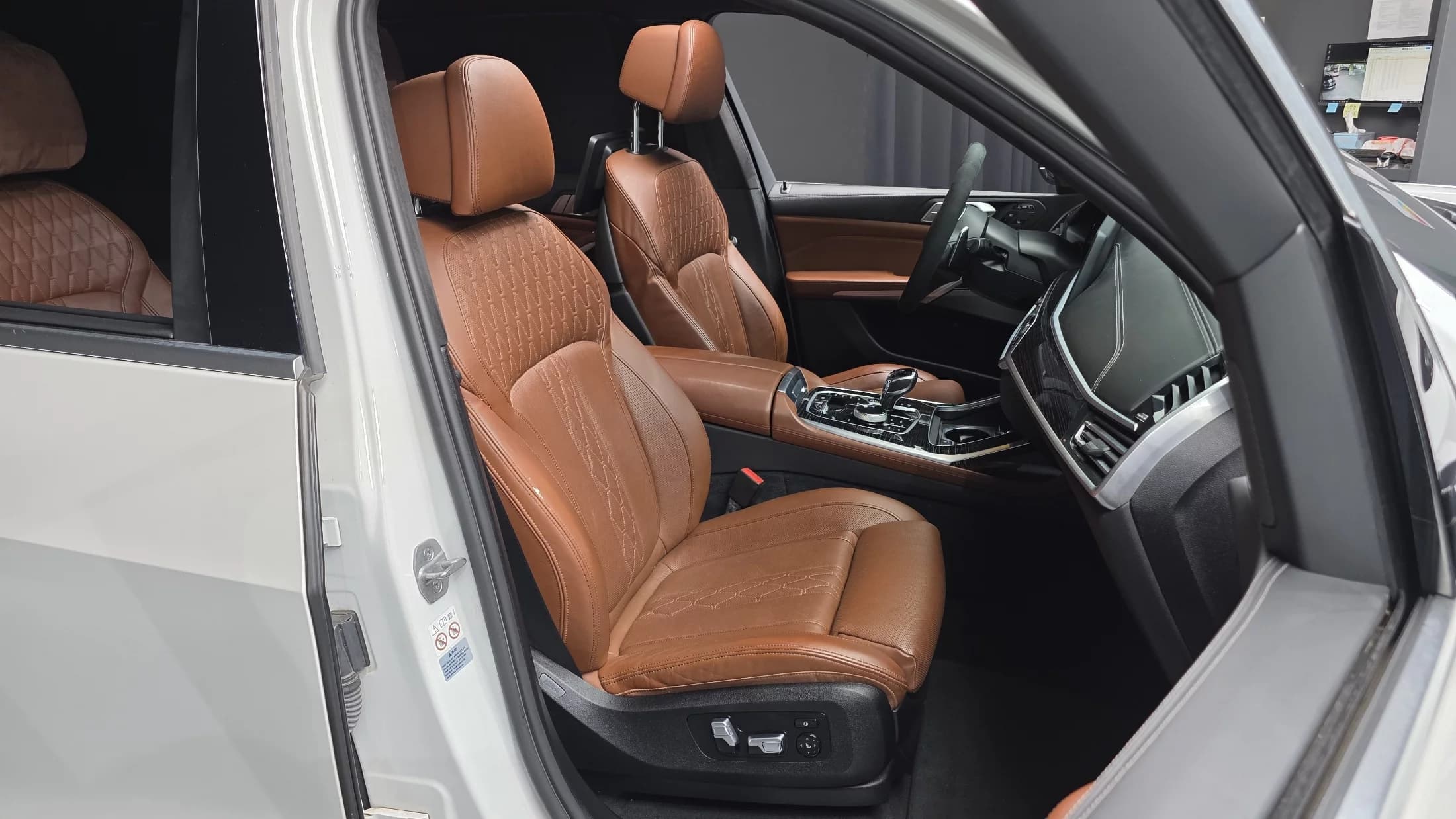 BMW X7 xDrive 40i M Sport 6STR, 2021 г. 72687 км. — фото 12