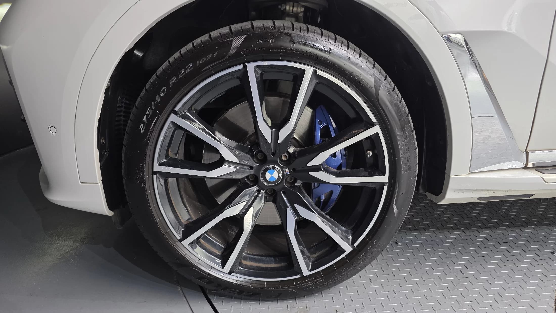 BMW X7 xDrive 40i M Sport 6STR, 2021 г. 72687 км. — фото 5