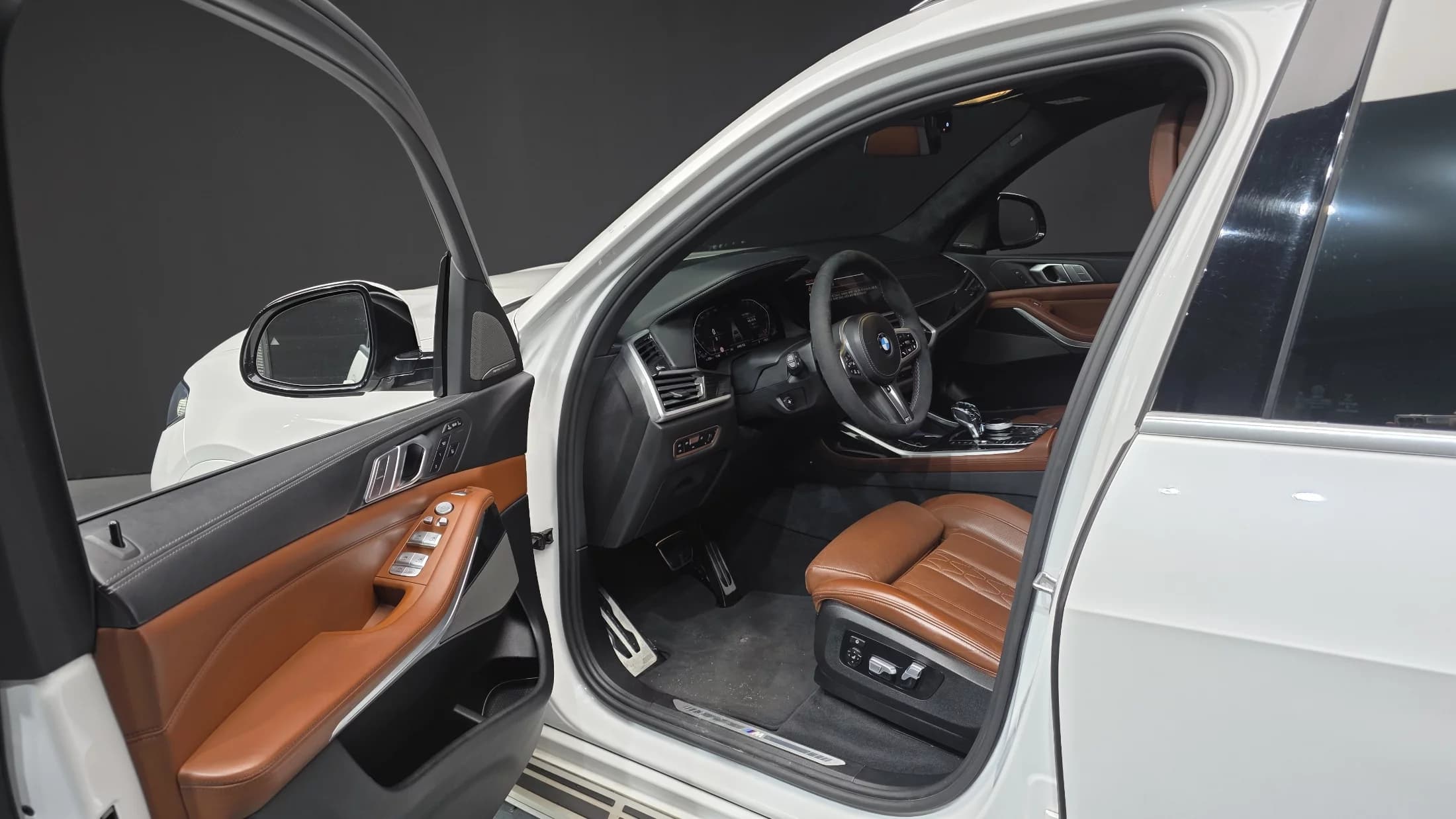 BMW X7 xDrive 40i M Sport 6STR, 2021 г. 72687 км. — фото 10