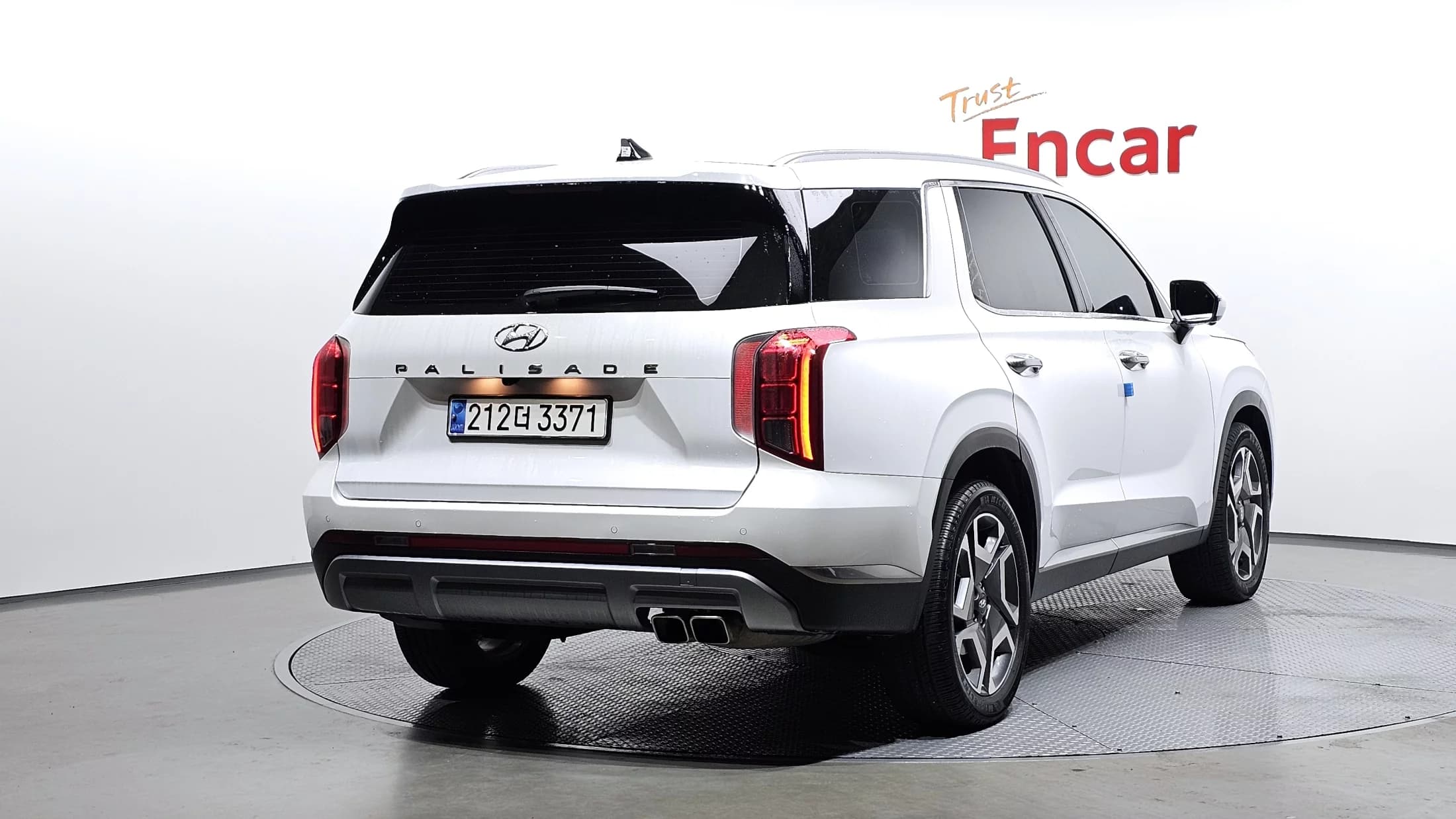 Hyundai Palisade Diesel 2.2 2WD Le Blanc, 2023 г. 45525 км. — фото 2