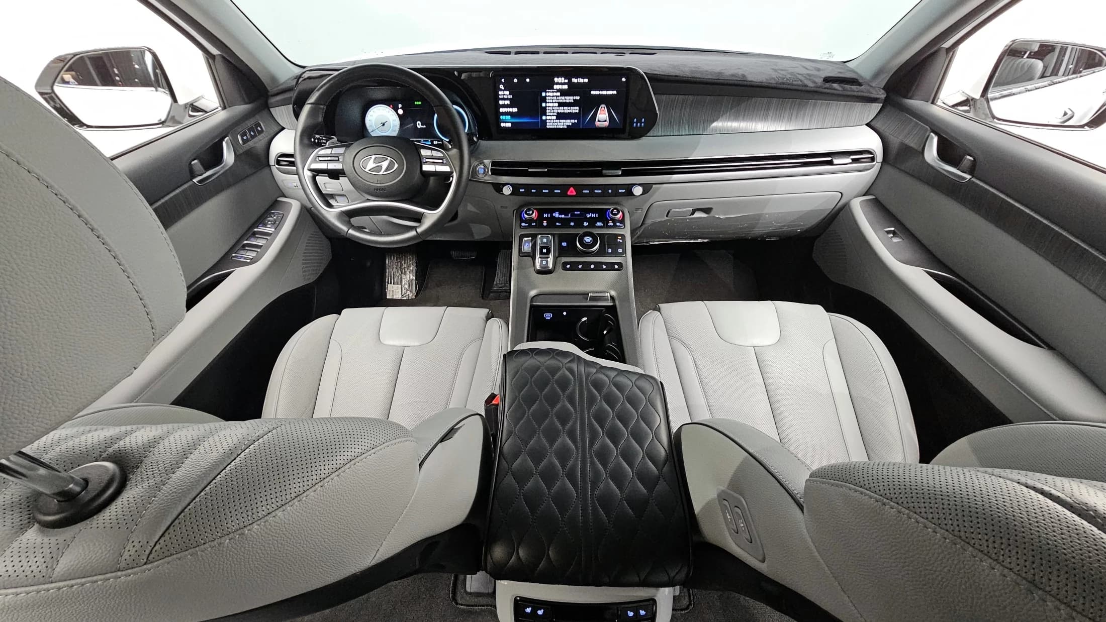 Hyundai Palisade Diesel 2.2 2WD Le Blanc, 2023 г. 45525 км. — фото 7