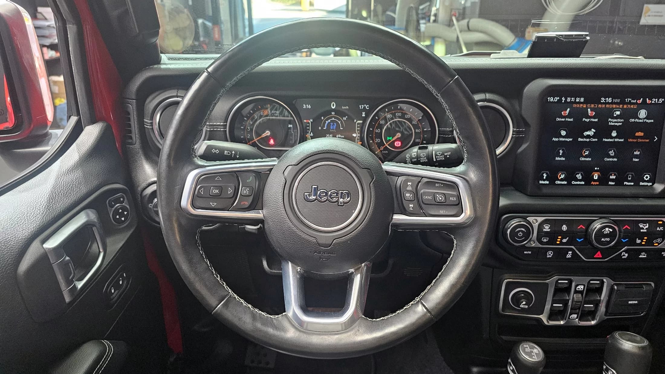 Jeep WRANGLER 2.0 Overland Power Top 4Door, 2021 г. 50506 км. — фото 14