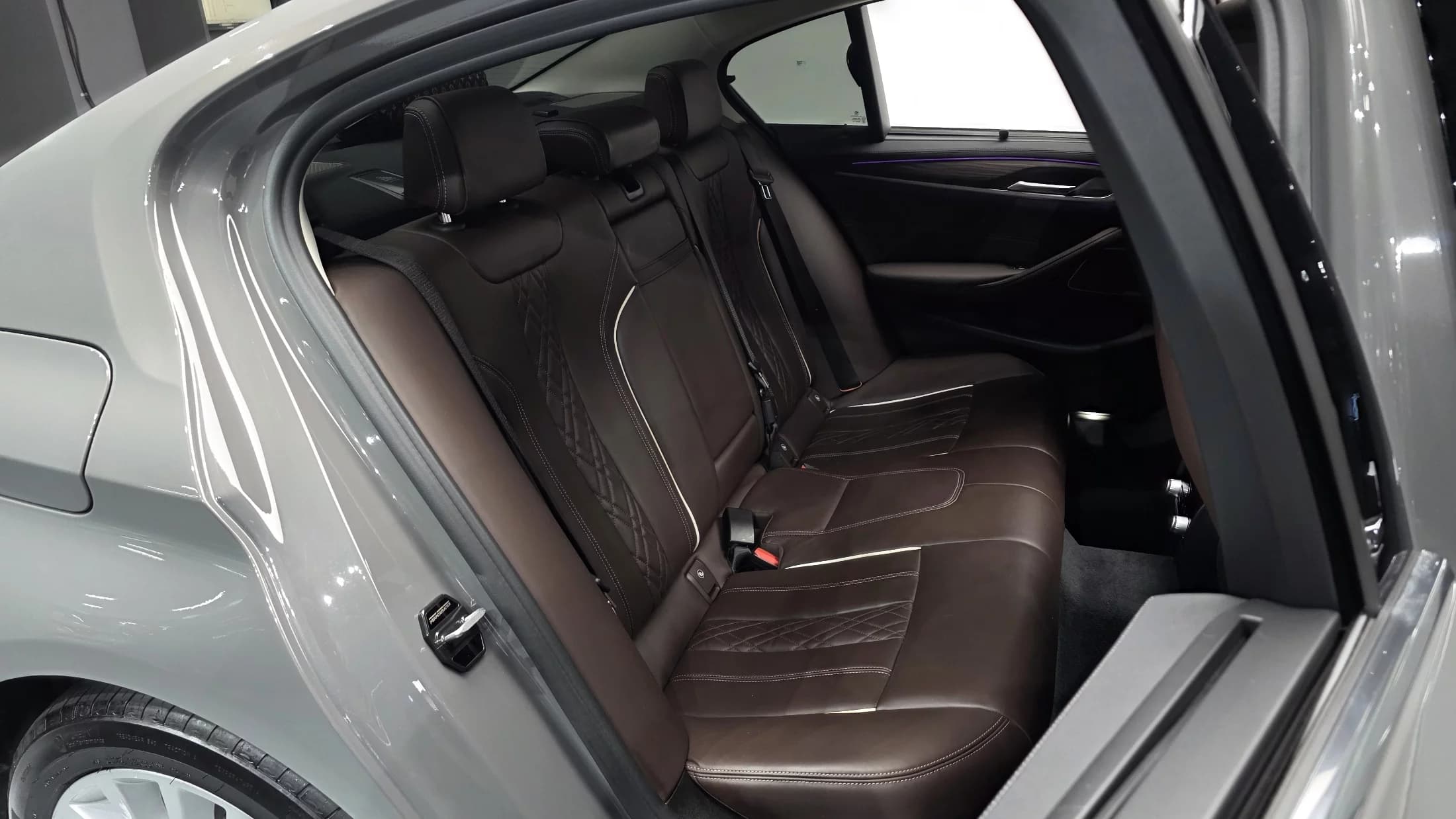 BMW 5-Series 530i Luxury, 2022 г. 79319 км. — фото 11
