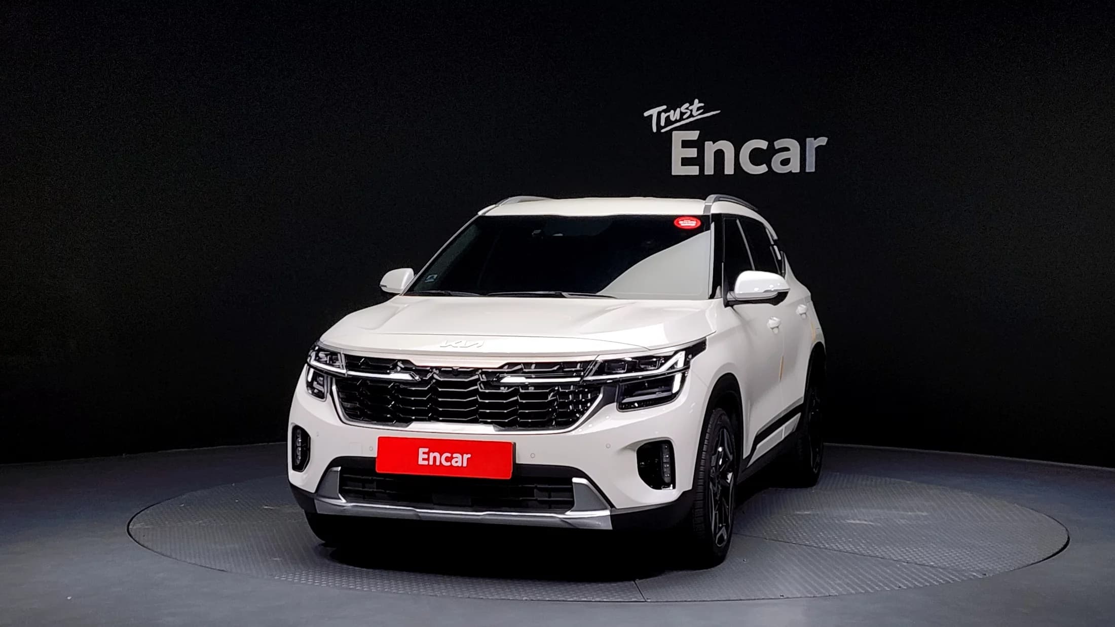 Kia Seltos Gasoline 1.6 Turbo 2WD Signature, 2024 г. 3240 км. — фото 3