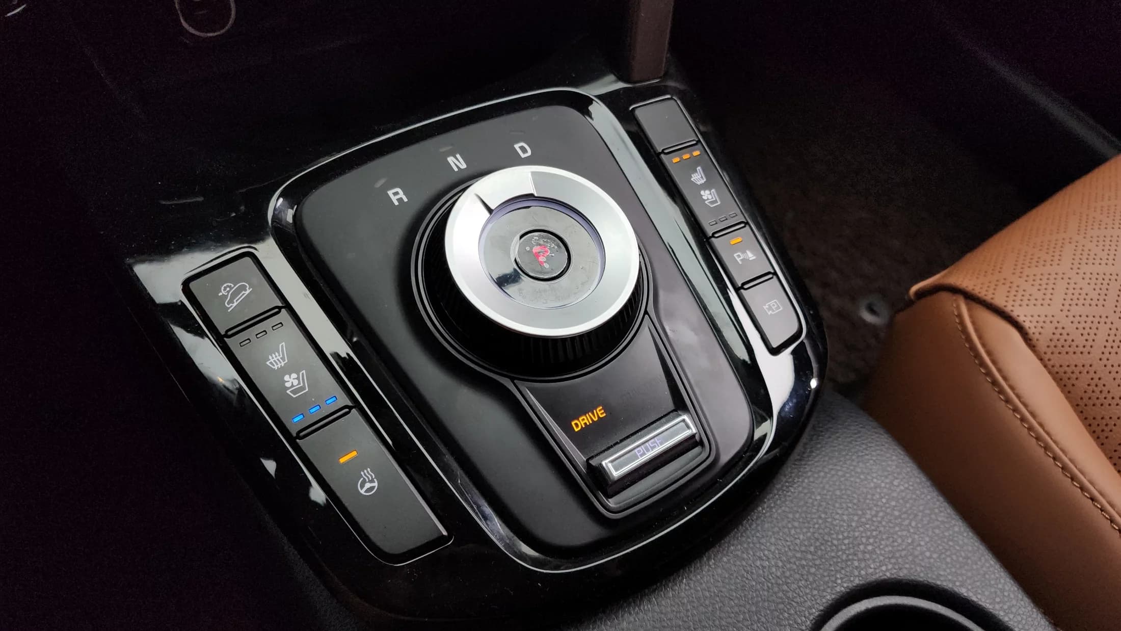 Kia Seltos Gasoline 1.6 Turbo 2WD Signature, 2024 г. 3240 км. — фото 9