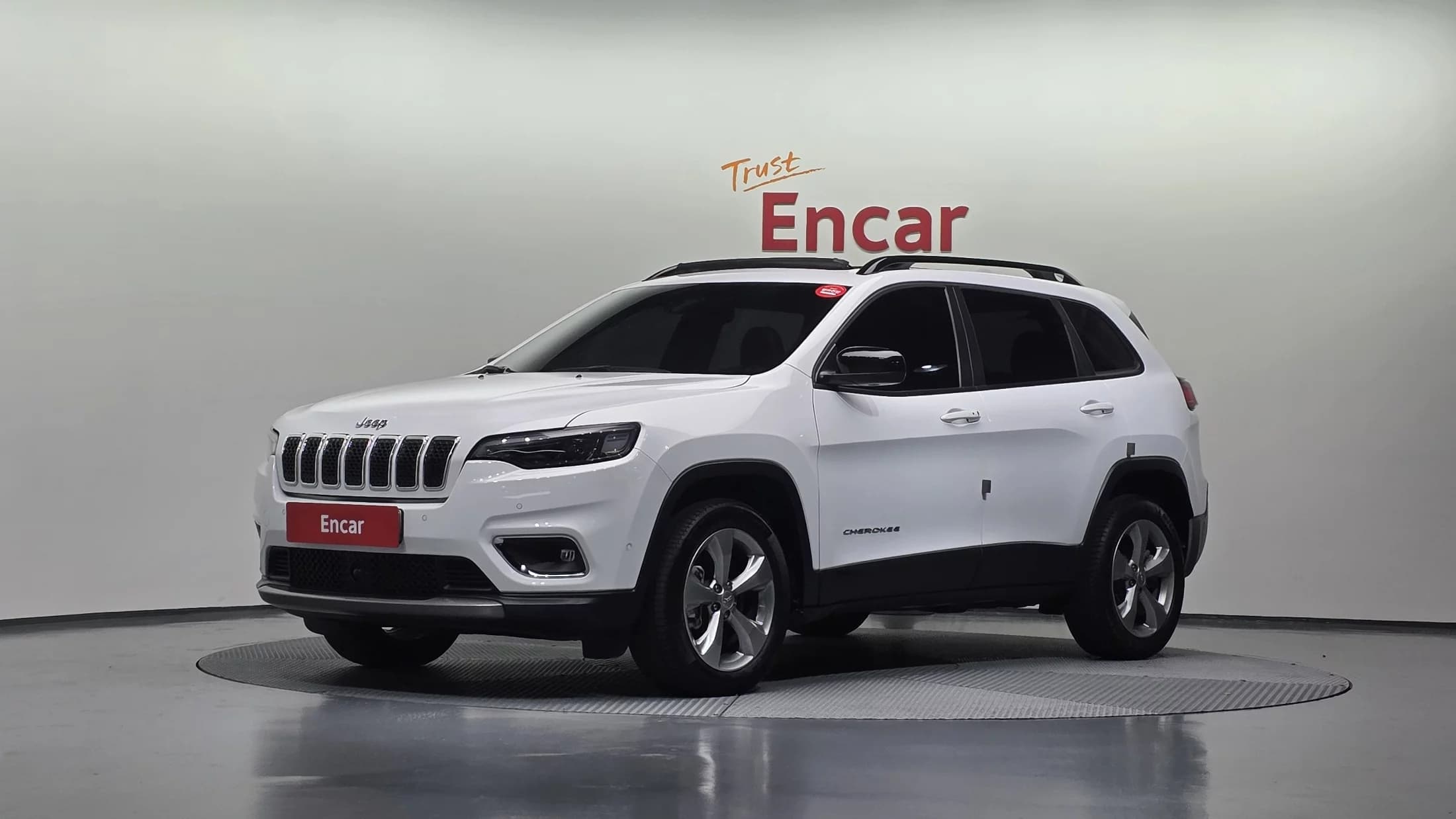 Jeep CHEROKEE 2.4 Limited AWD, 2022 г. 27169 км.