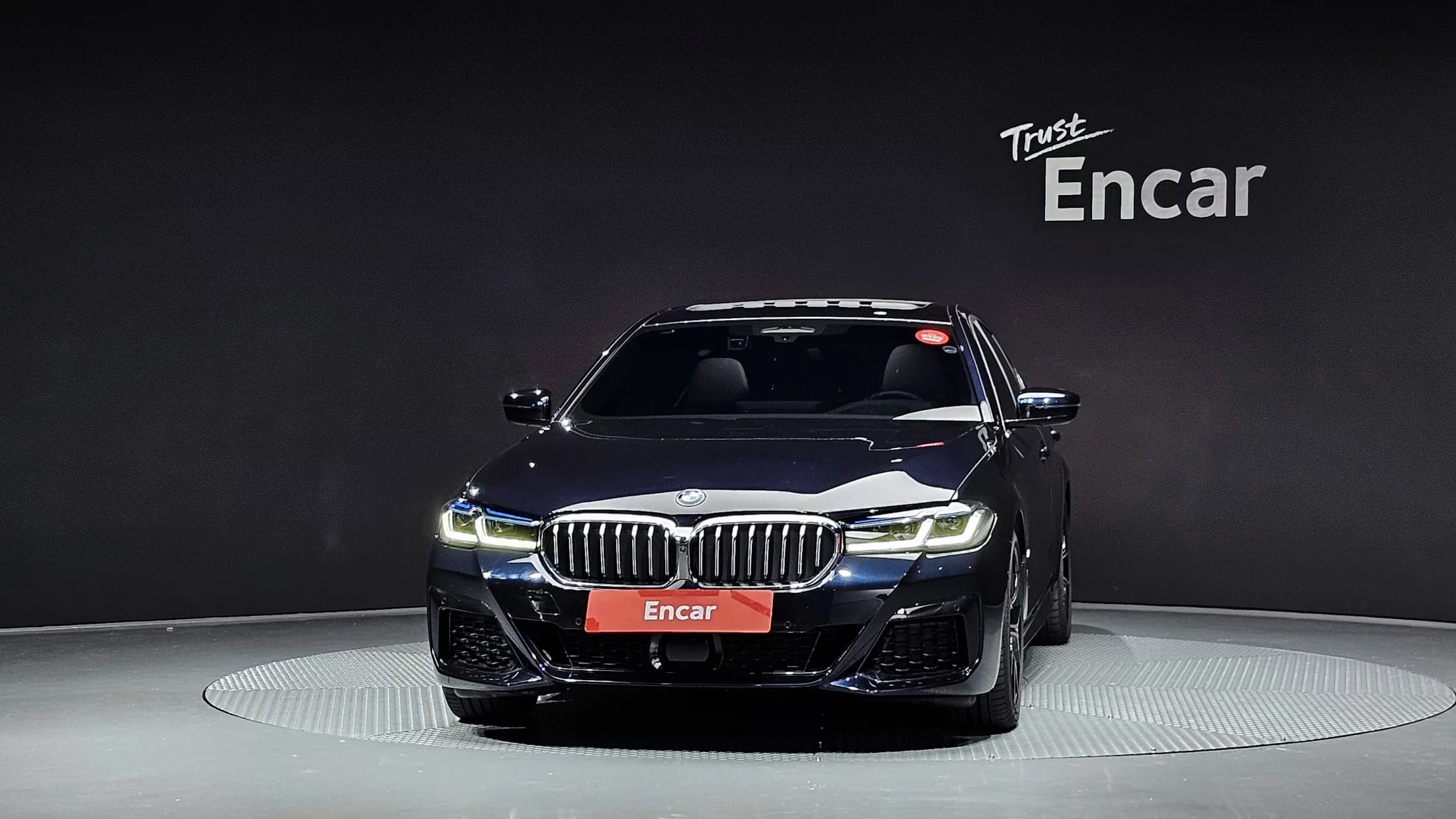 BMW 5-Series 530i M Sport Package, 2023 г. 31633 км. — фото 3