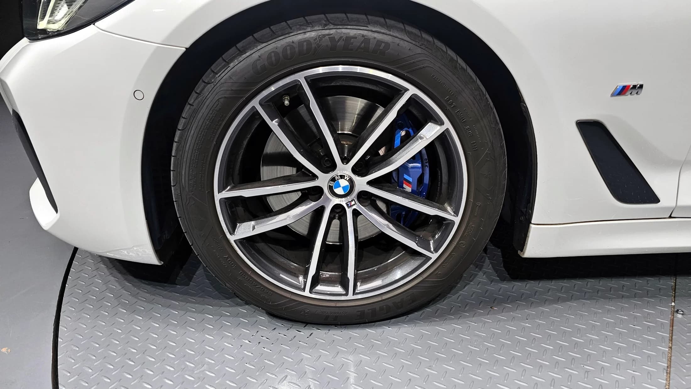 BMW 5-Series 520i M Sport, 2022 г. 58224 км. — фото 5