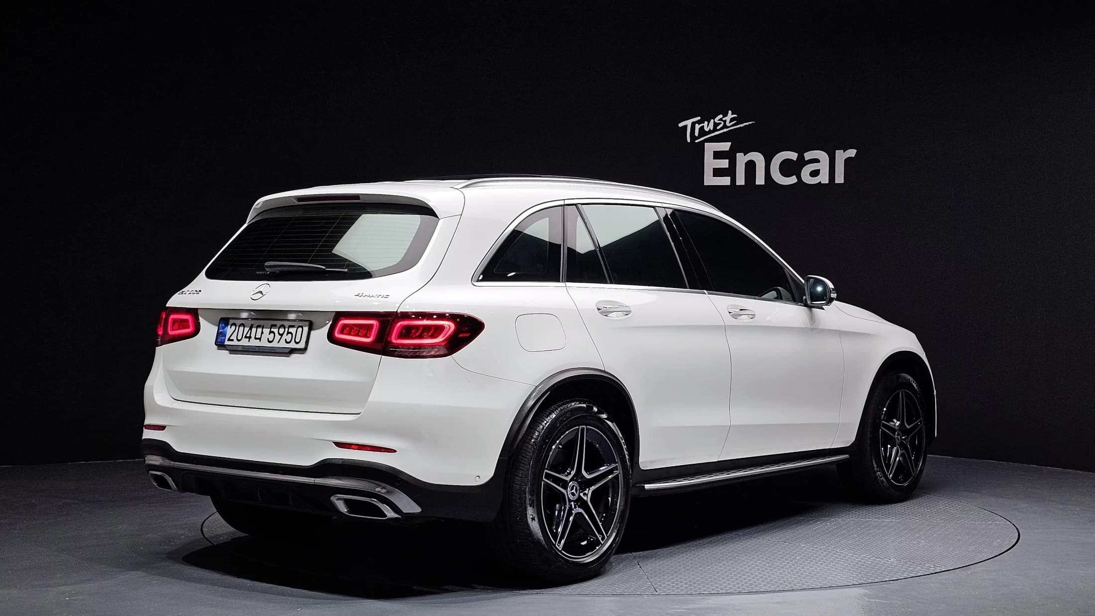 Mercedes-Benz GLC-Class GLC300 4MATIC, 2022 г. 54065 км. — фото 2
