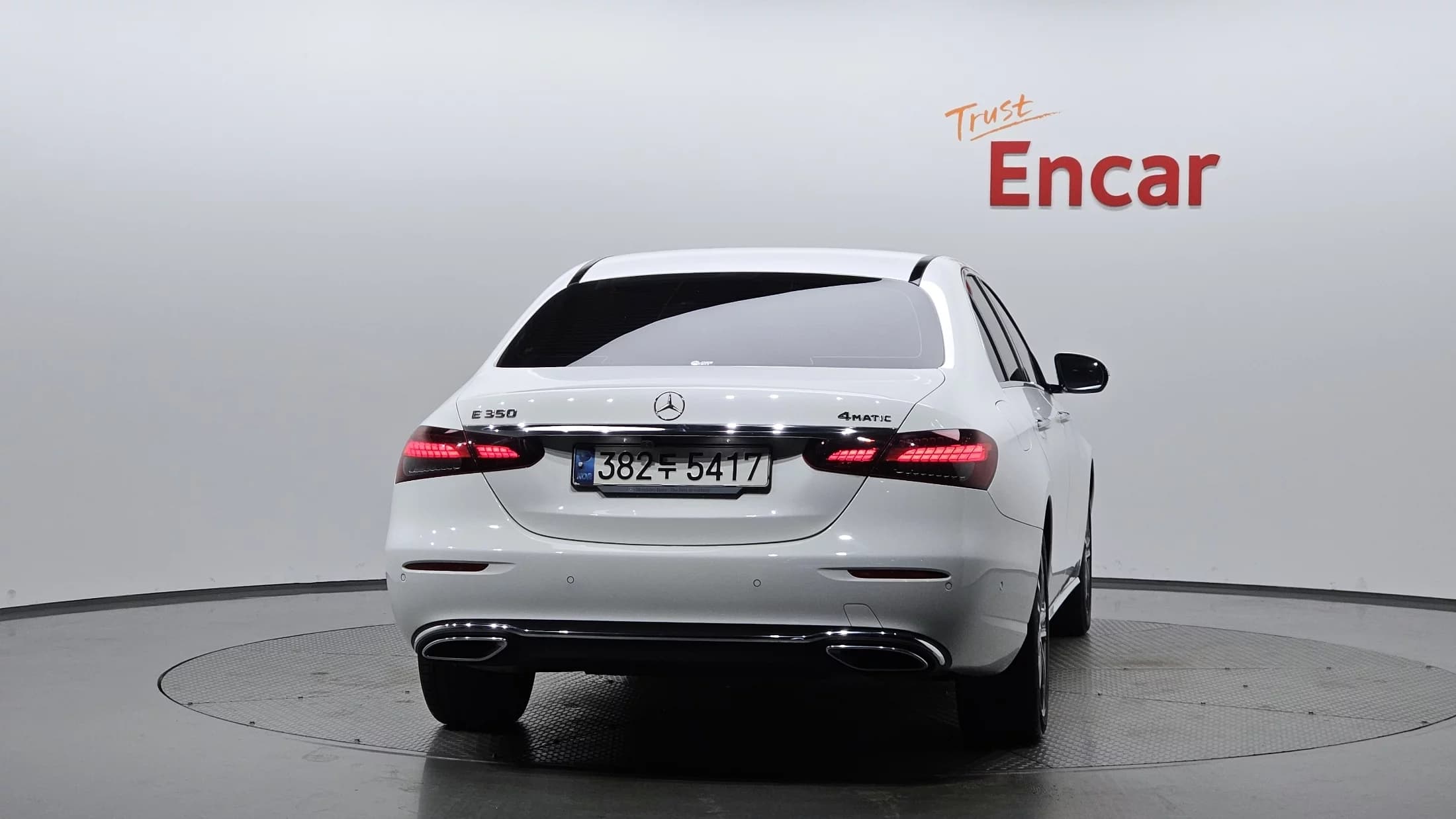 Mercedes-Benz E-Class E350 4MATIC Avantgarde, 2021 г. 69602 км. — фото 4