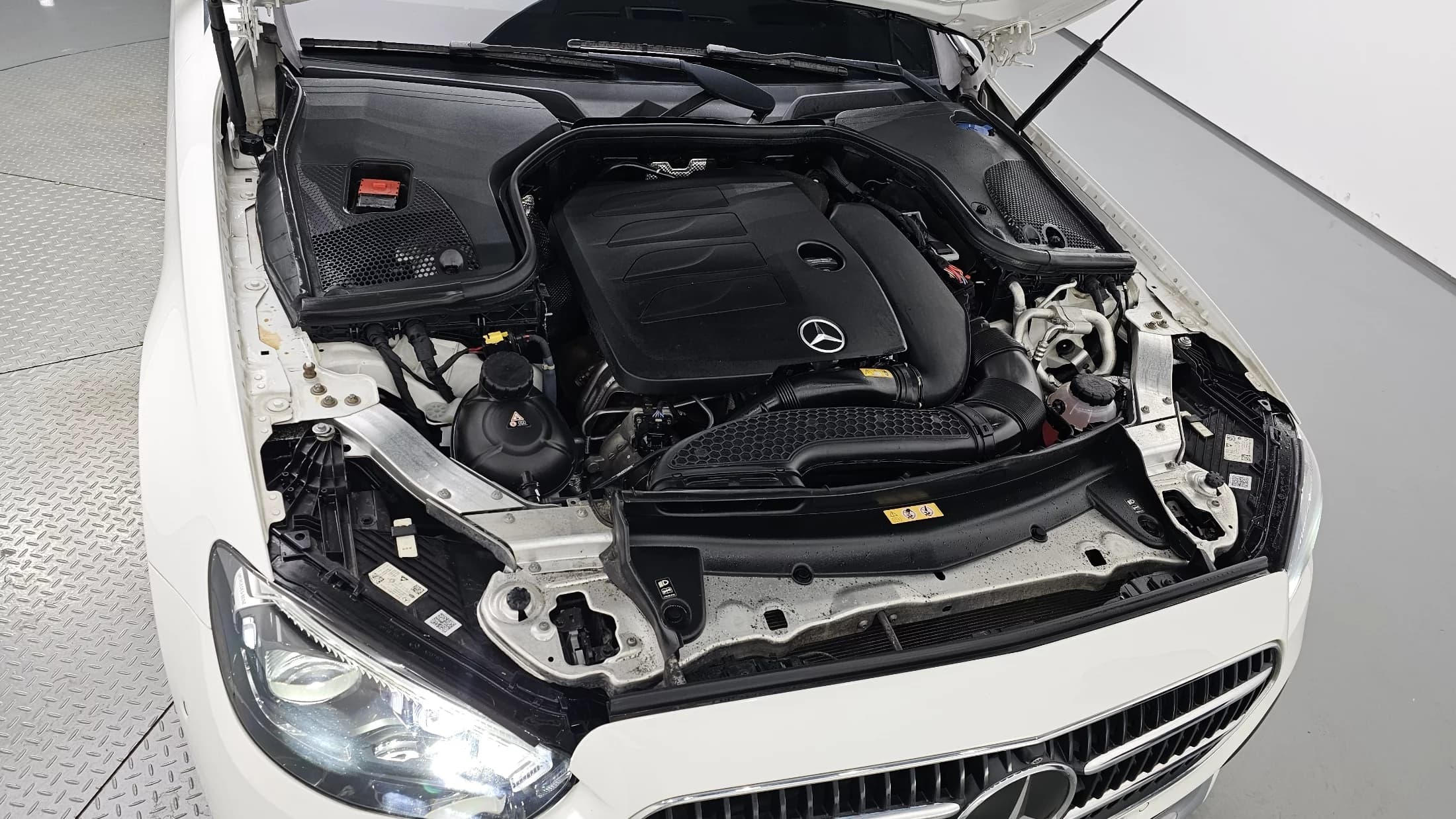 Mercedes-Benz E-Class E350 4MATIC Avantgarde, 2021 г. 69602 км. — фото 6