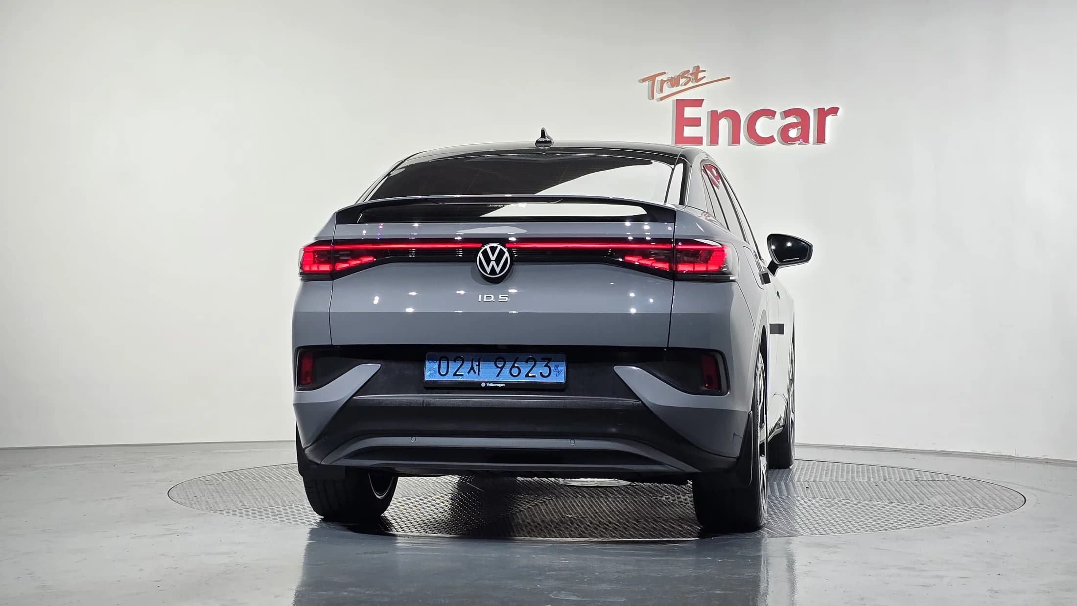 Volkswagen ID.5 Pro, электромобиль, 2024 г. 9195 км. — фото 4