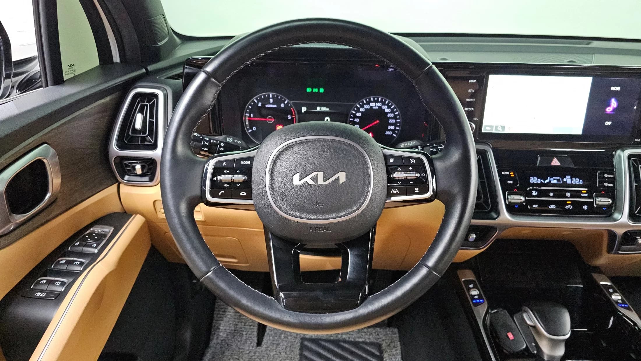Kia Sorento Diesel 2.2 2WD Prestige, 2021 г. 101308 км. — фото 13