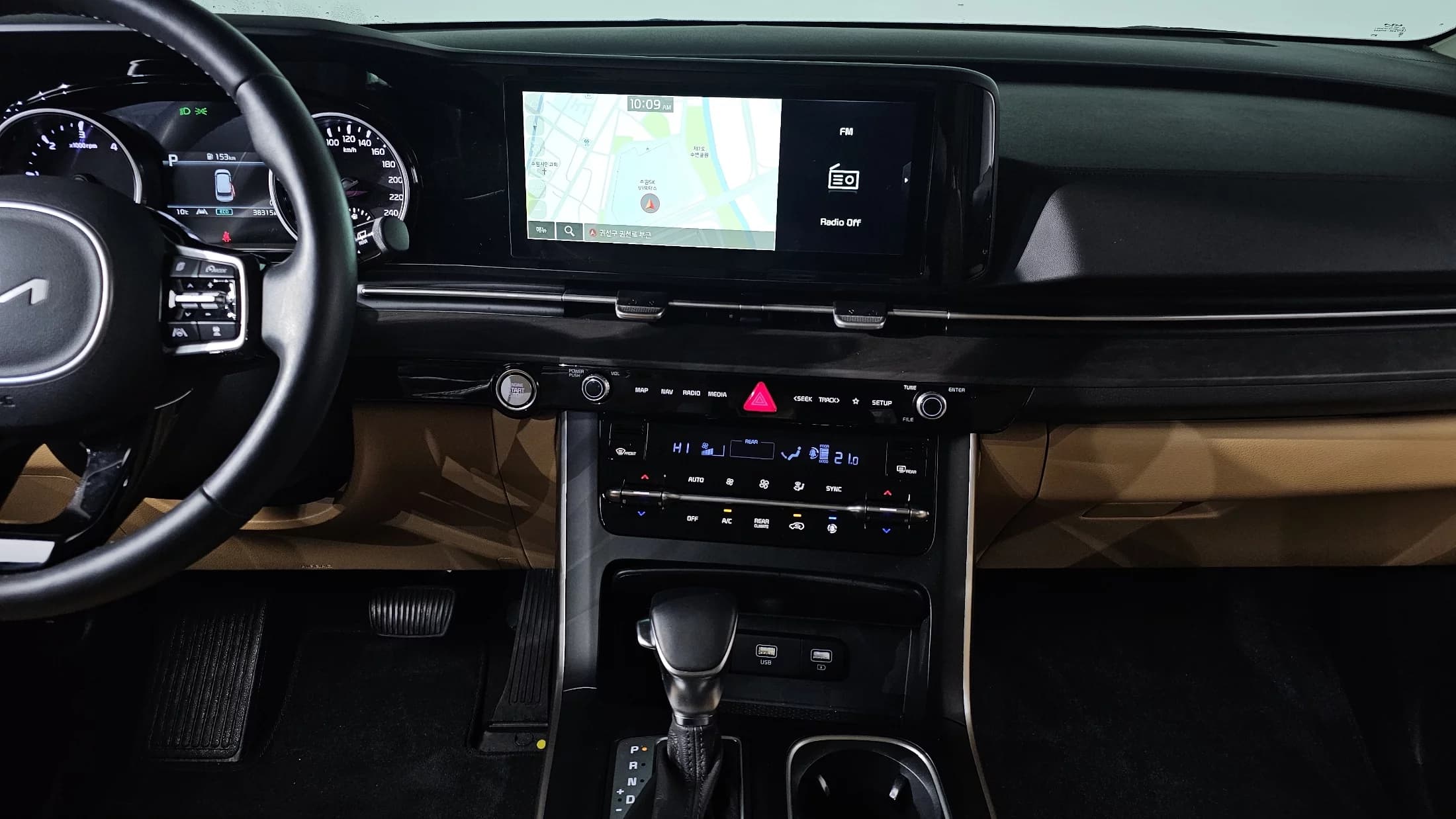 Kia Carnival 9-Seater Prestige, 2022 г. 38331 км. — фото 14