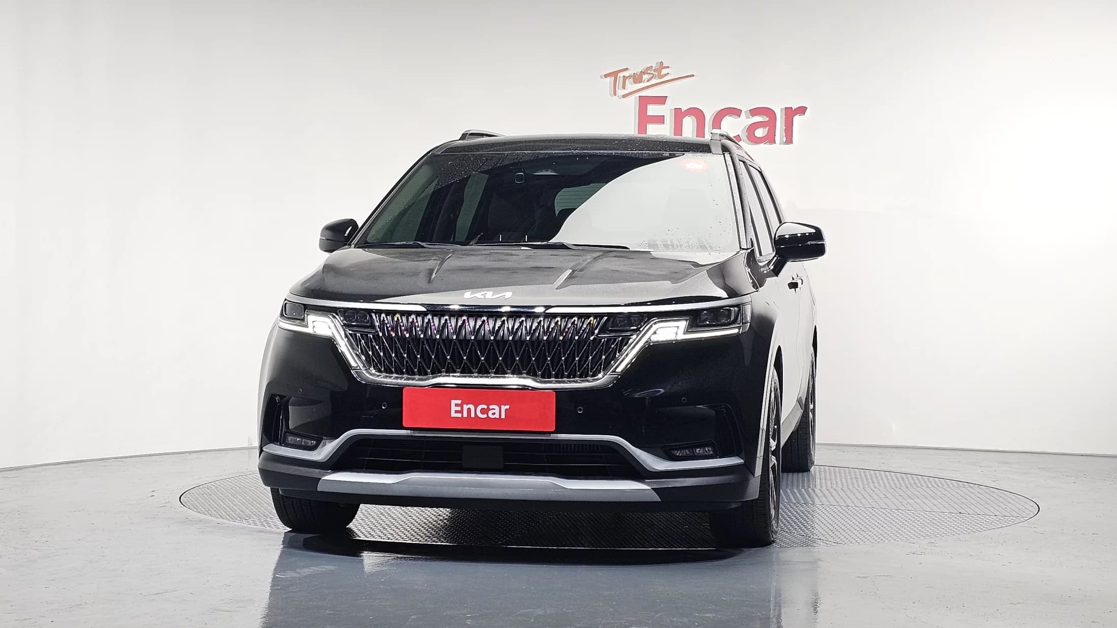 Kia Carnival 9-Seater Prestige, 2022 г. 38331 км. — фото 3