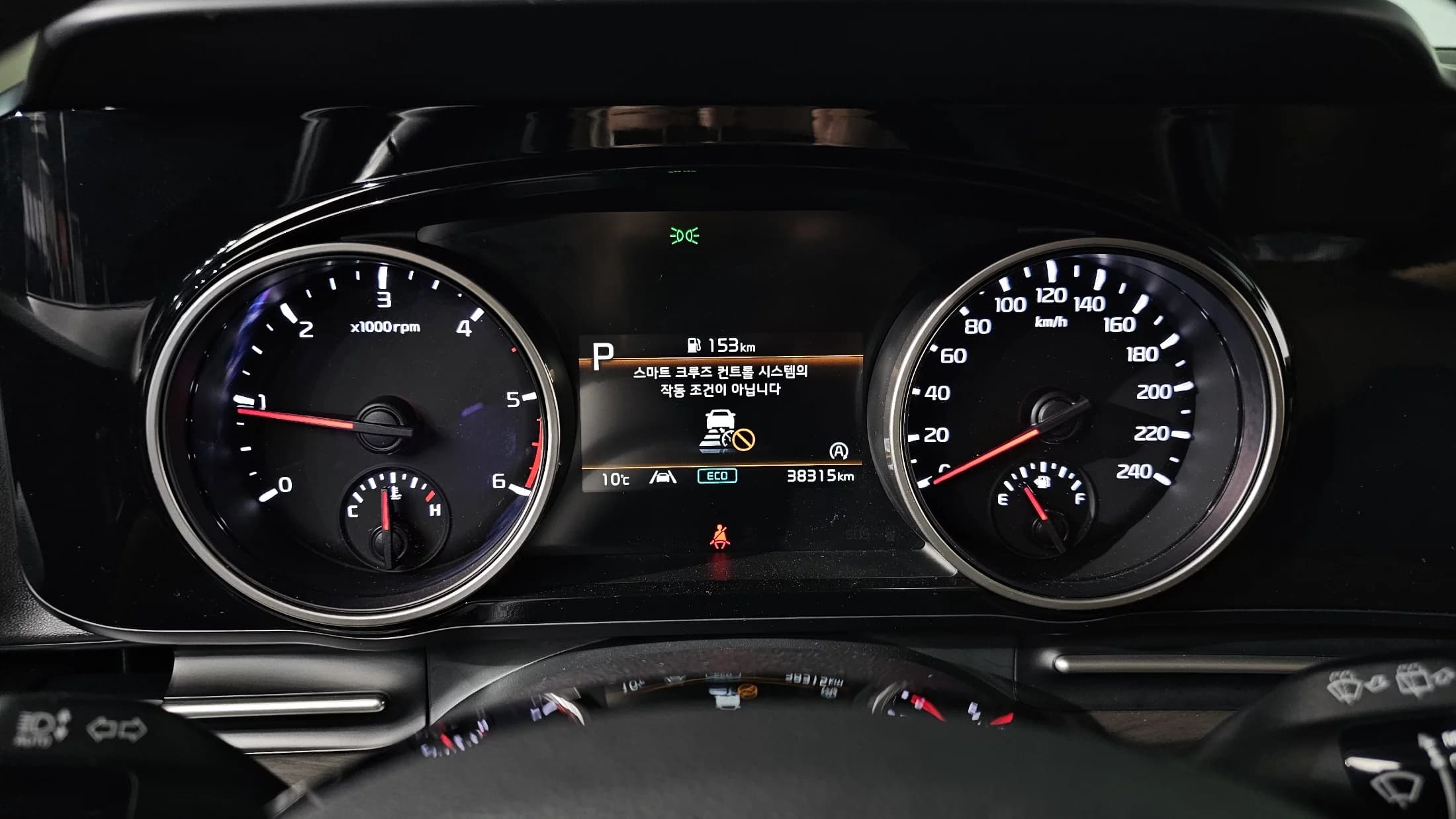 Kia Carnival 9-Seater Prestige, 2022 г. 38331 км. — фото 8