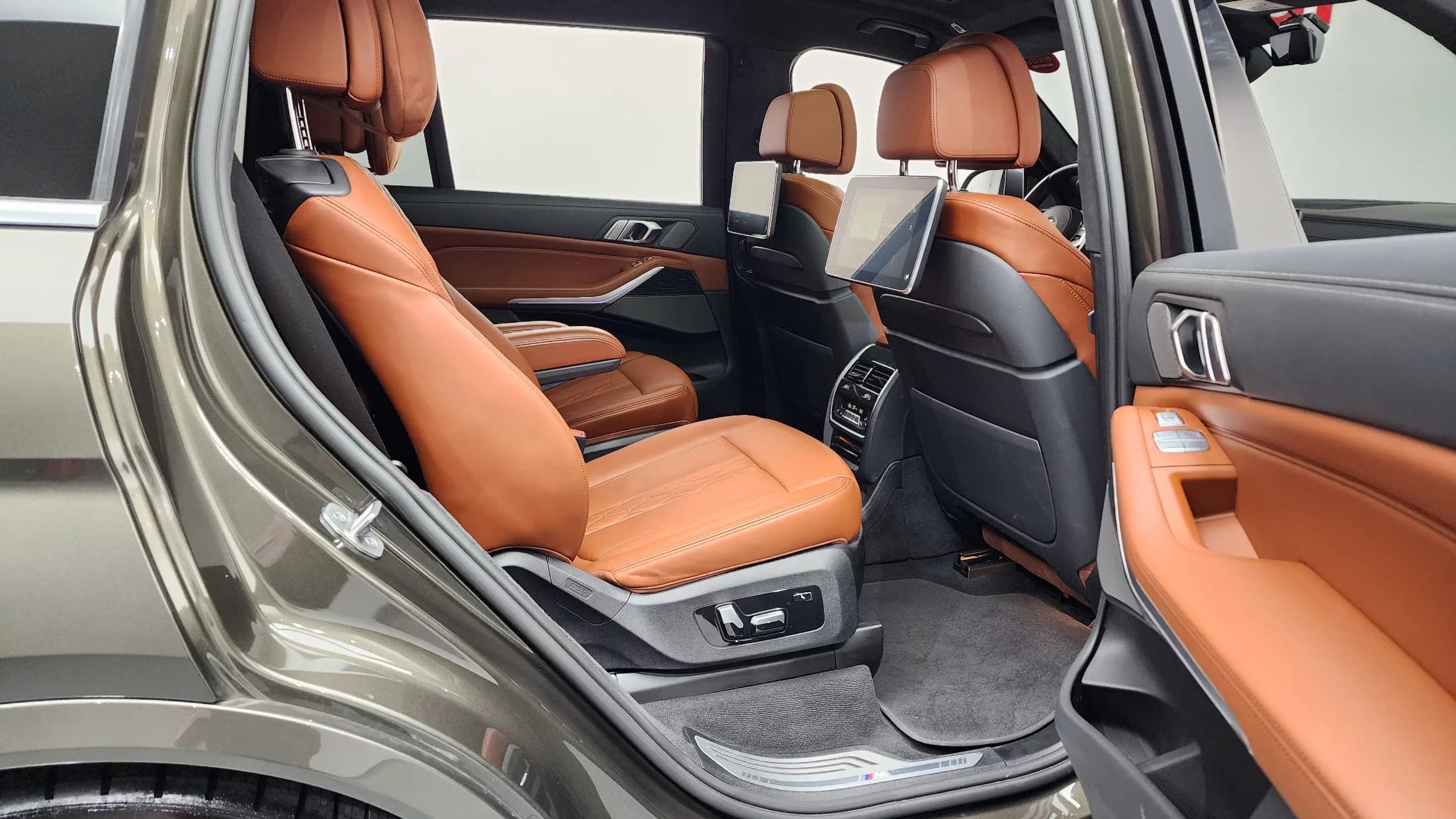 BMW X7 xDrive 40i M Sport 6STR, 2022 г. 62122 км. — фото 12