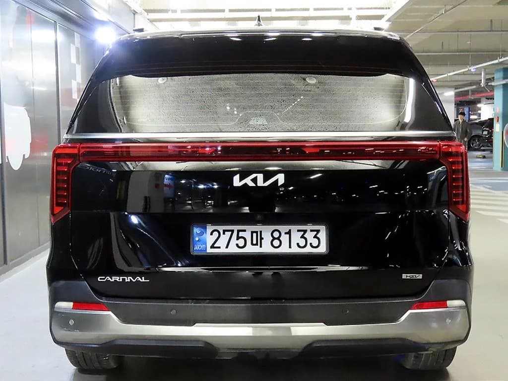 Kia Carnival HEV 7seater Signature, гибрид, 2024 г. 54656 км. — фото 5