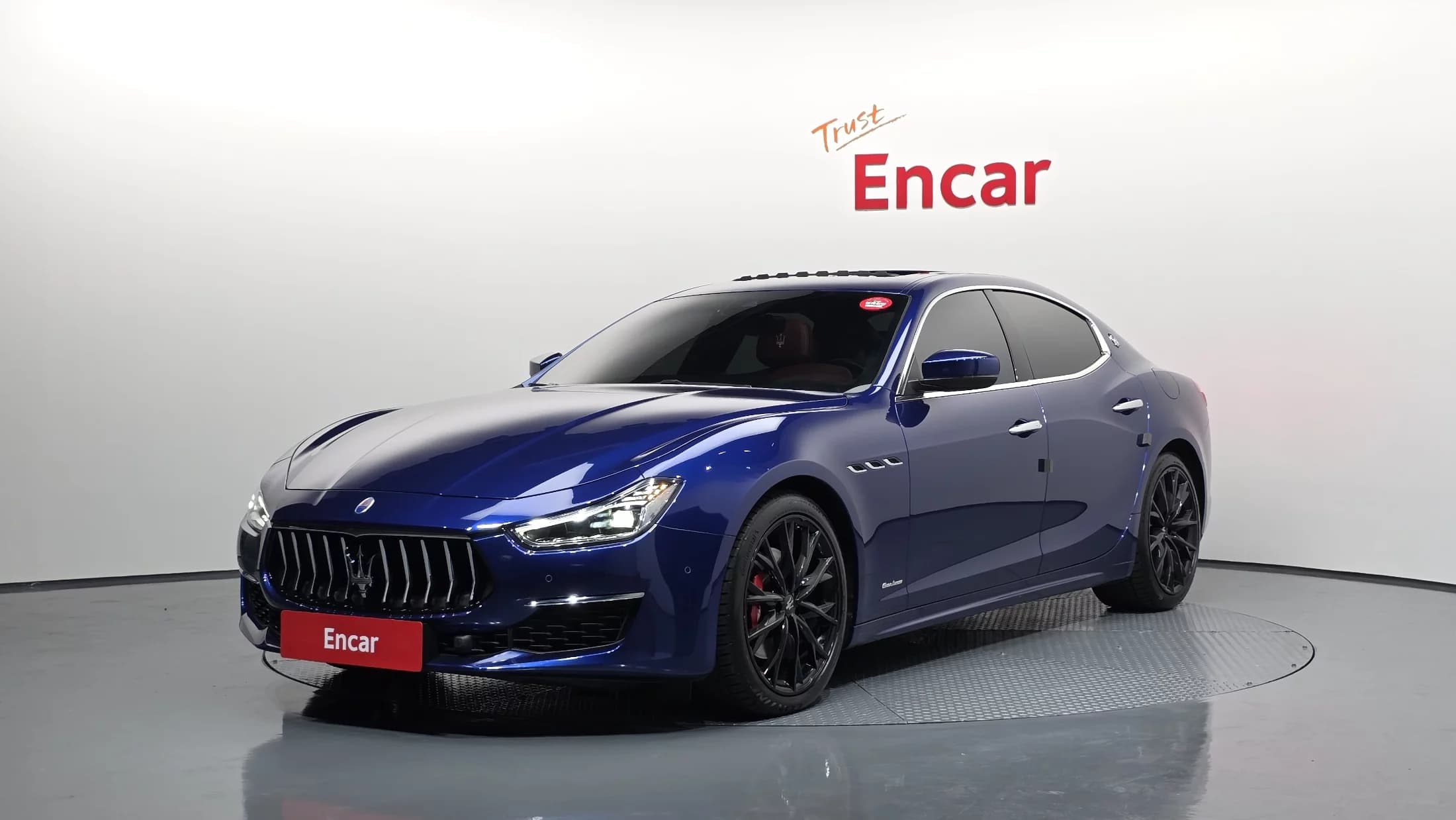 Maserati GHIBLI 3.0 GranLusso 3rd, 2021 г. 20228 км.