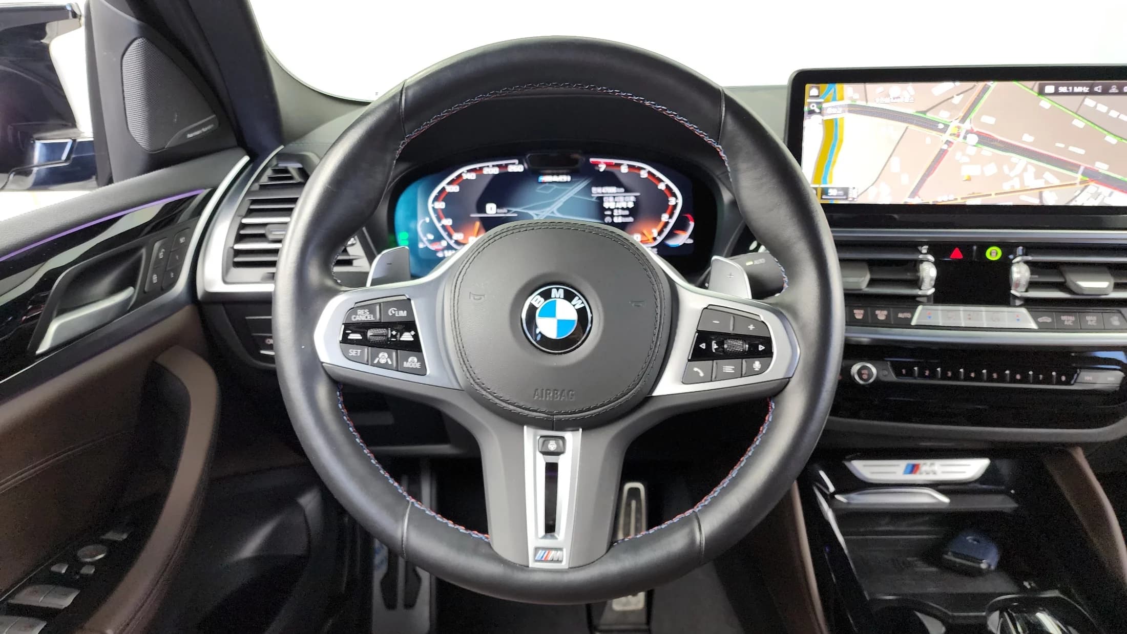 BMW X4 xDrive M40i, 2023 г. 47050 км. — фото 13
