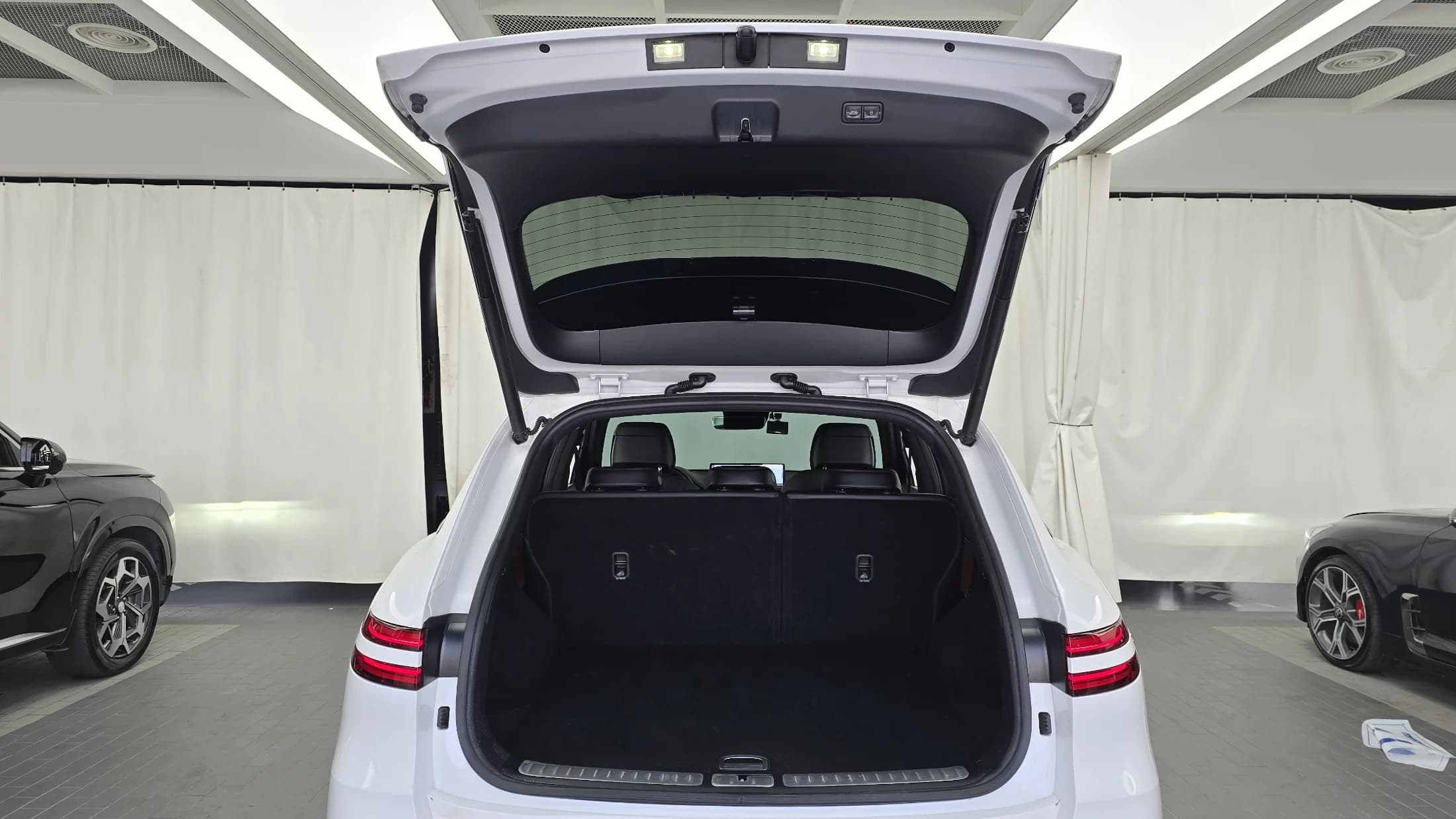 Genesis GV70 2.5T Gasoline AWD, 2022 г. 50112 км. — фото 20