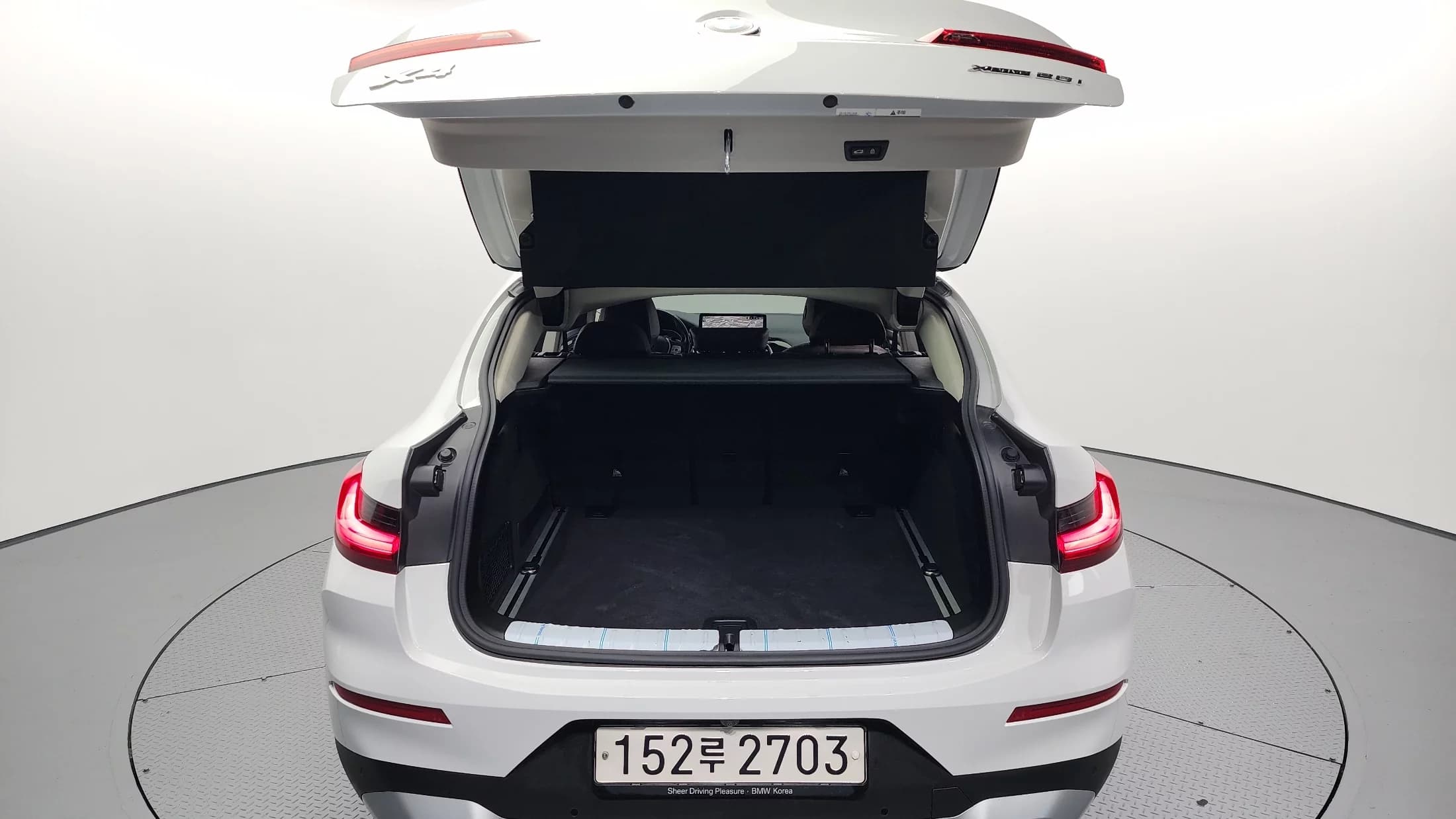 BMW X4 xDrive20i xLine, 2022 г. 52121 км. — фото 20